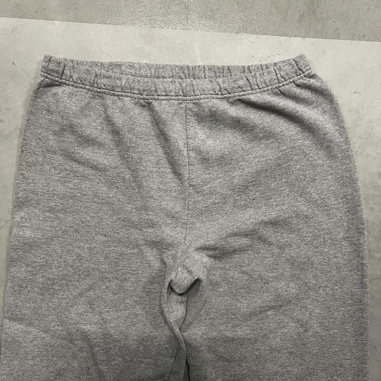 Vintage Vintage Y2K/2000s Baggy fit grey sweatpants with adjustable waistband! Size US 36 / EU 52 - 4 Thumbnail