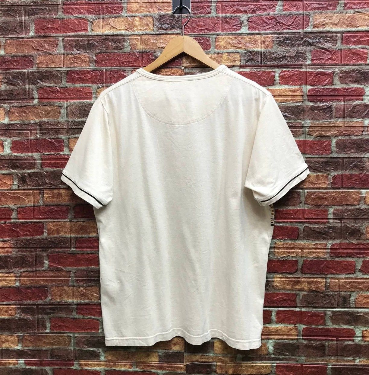 Kansai Yamamoto VINTAGE KANSAI YAMAMOTO NATIVE TSHIRT SINGLE BUTTON Size US L / EU 52-54 / 3 - 3 Thumbnail