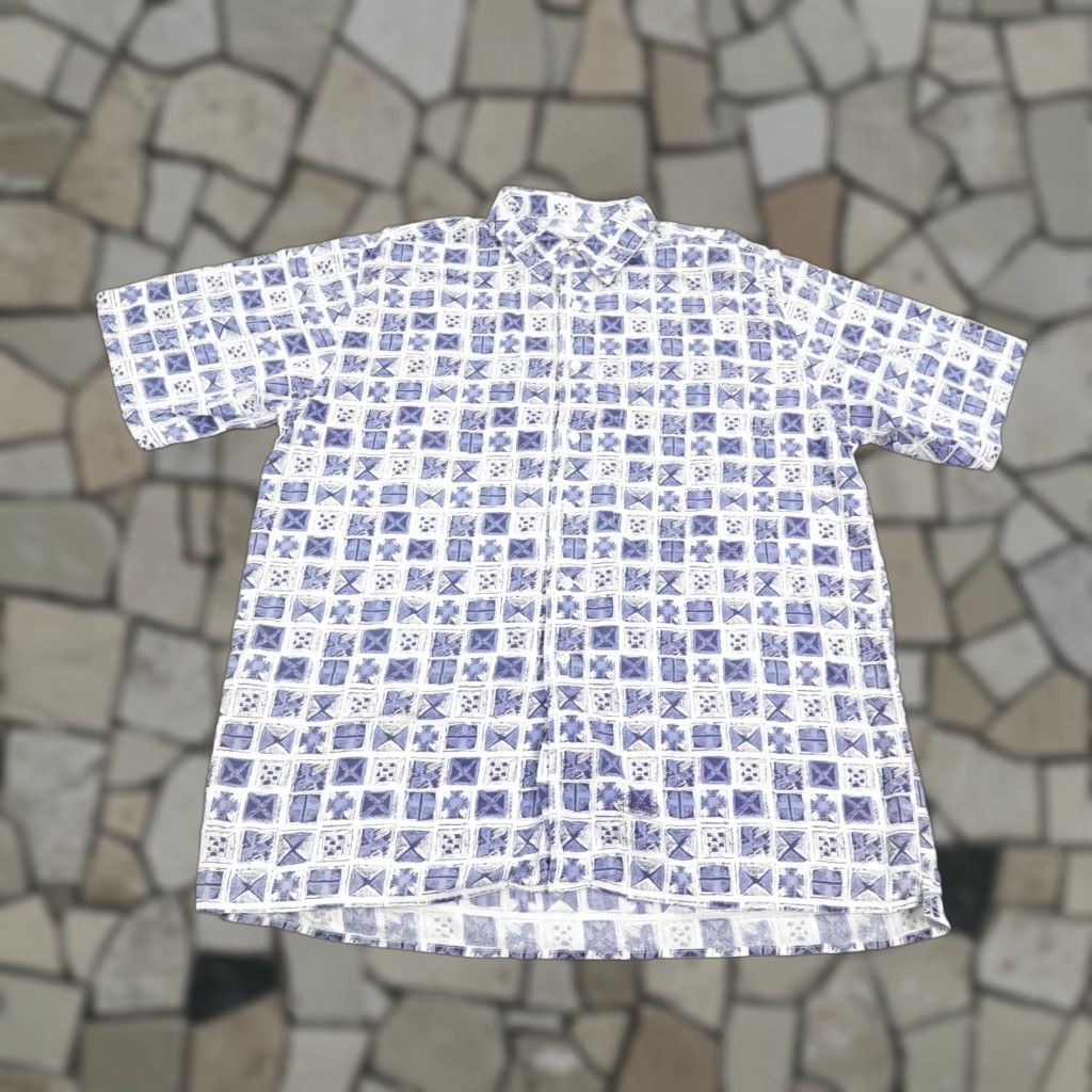Levi's VINTAGE Levi's Shirt Men Medium Geometric Button-Up 90s Cotton Blue White Classic Casual Mens Siz M Size US M / EU 48-50 / 2 - 1 Thumbnail
