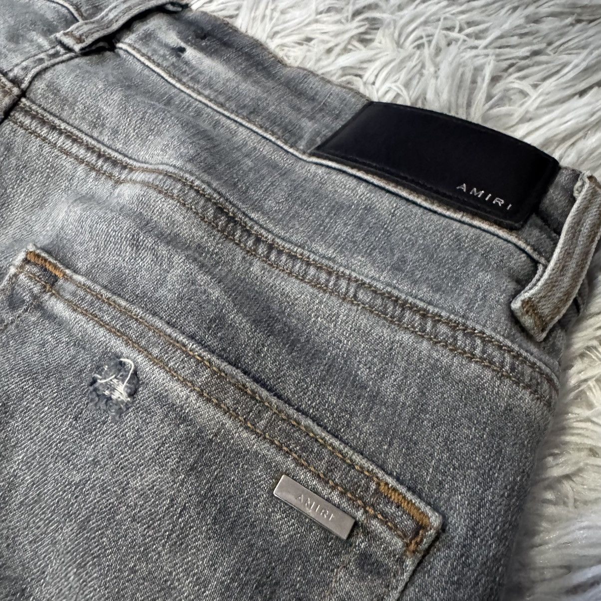 Amiri Amiri Storm Grey Distressed Skinny Jeans Size US 32 / EU 48 - 16 Thumbnail