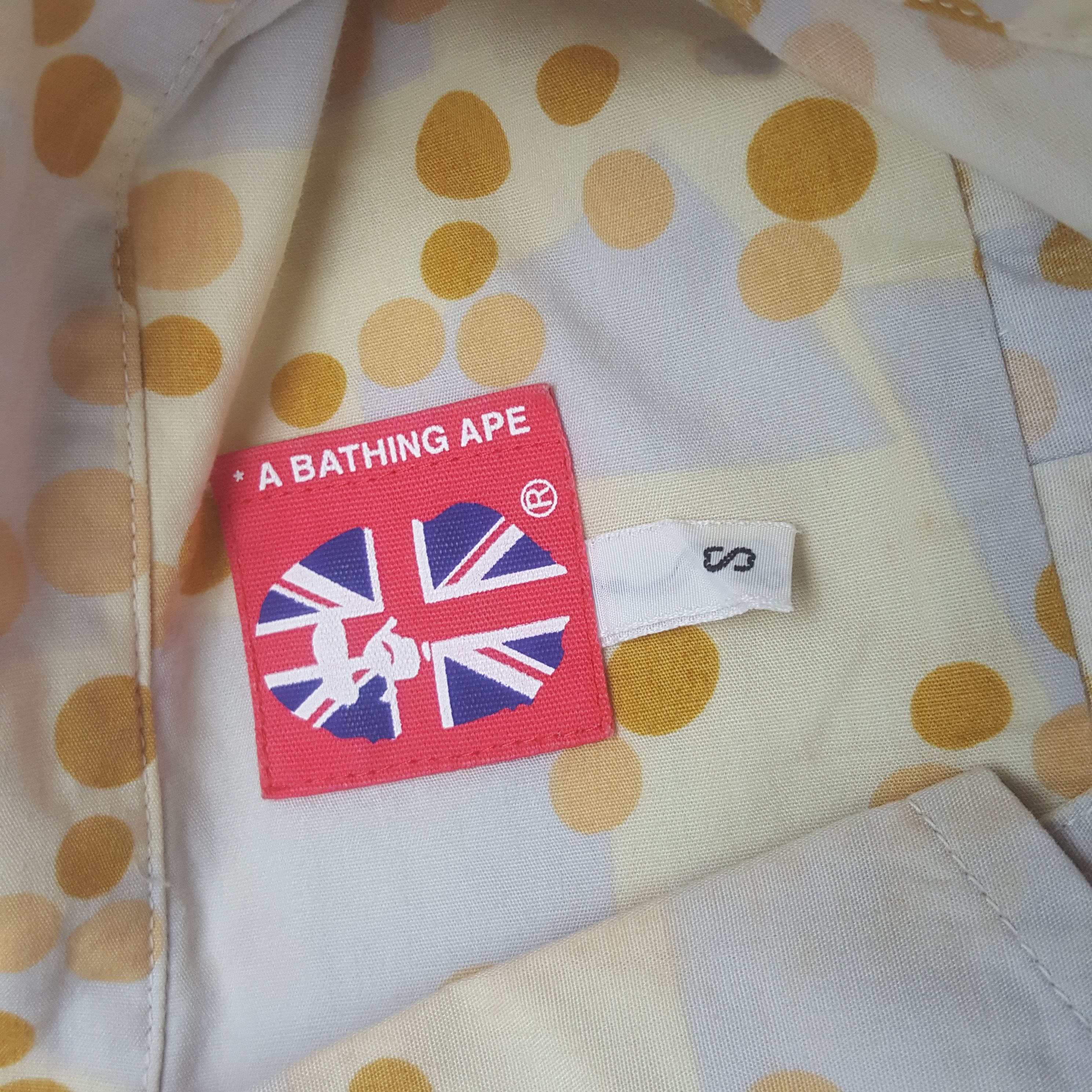 Bape Vintage A Bathing Ape Button Up Polkadot Shirt C312N69 Size US S / EU 44-46 / 1 - 5 Thumbnail