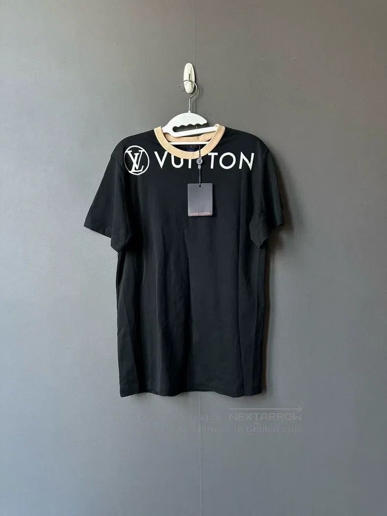 Louis Vuitton Louis Vuitton short sleeves Size US S / EU 44-46 / 1 - 1 Thumbnail