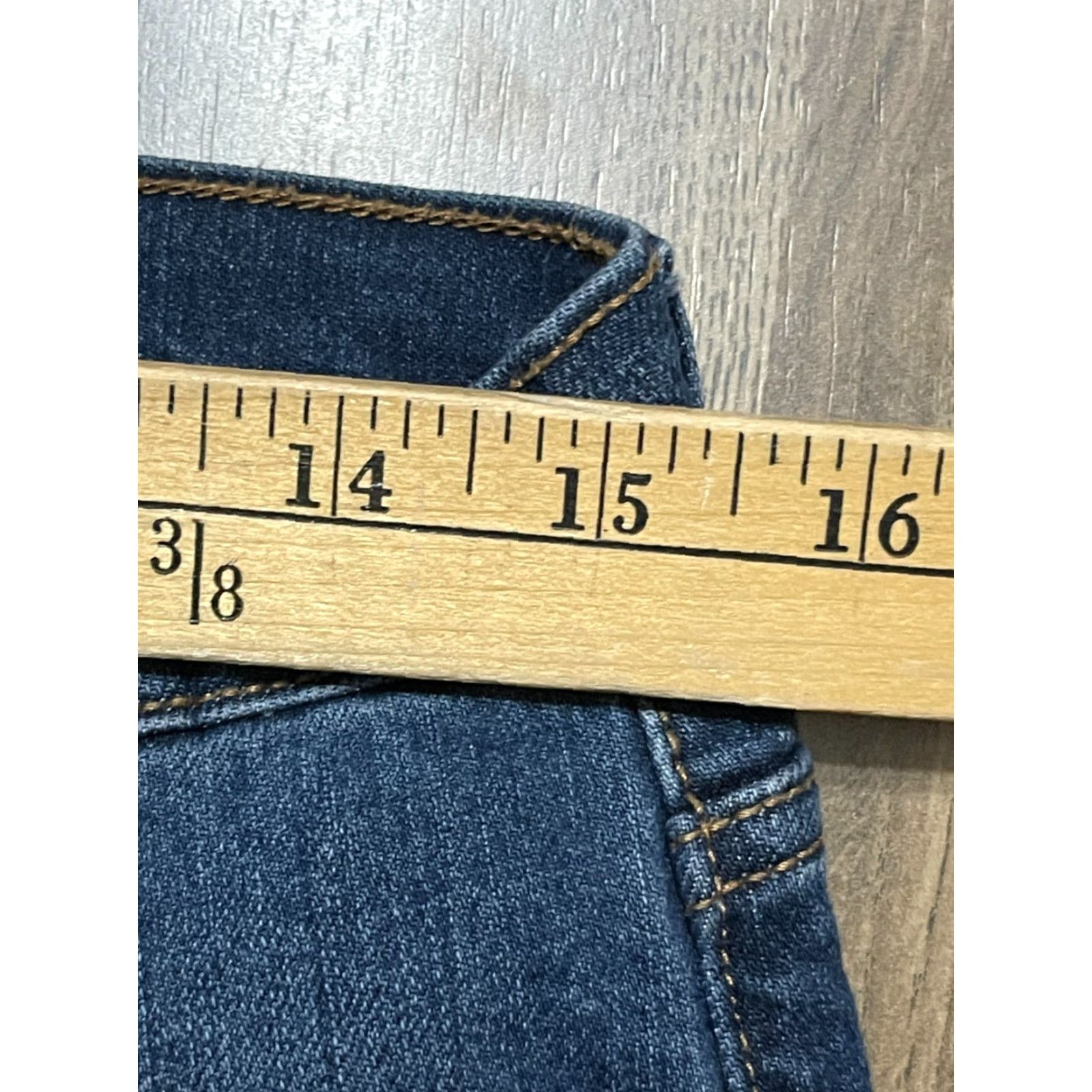 Old Navy VINTAGE? No, Vintage is No. Original Mid Rise Old Navy Jeans Women’s 10 Blue Denim Pockets Bootcut Regular Inseam 29 in Cotton Blend Denim Size 32" / US 10 / IT 46 - 3 Thumbnail