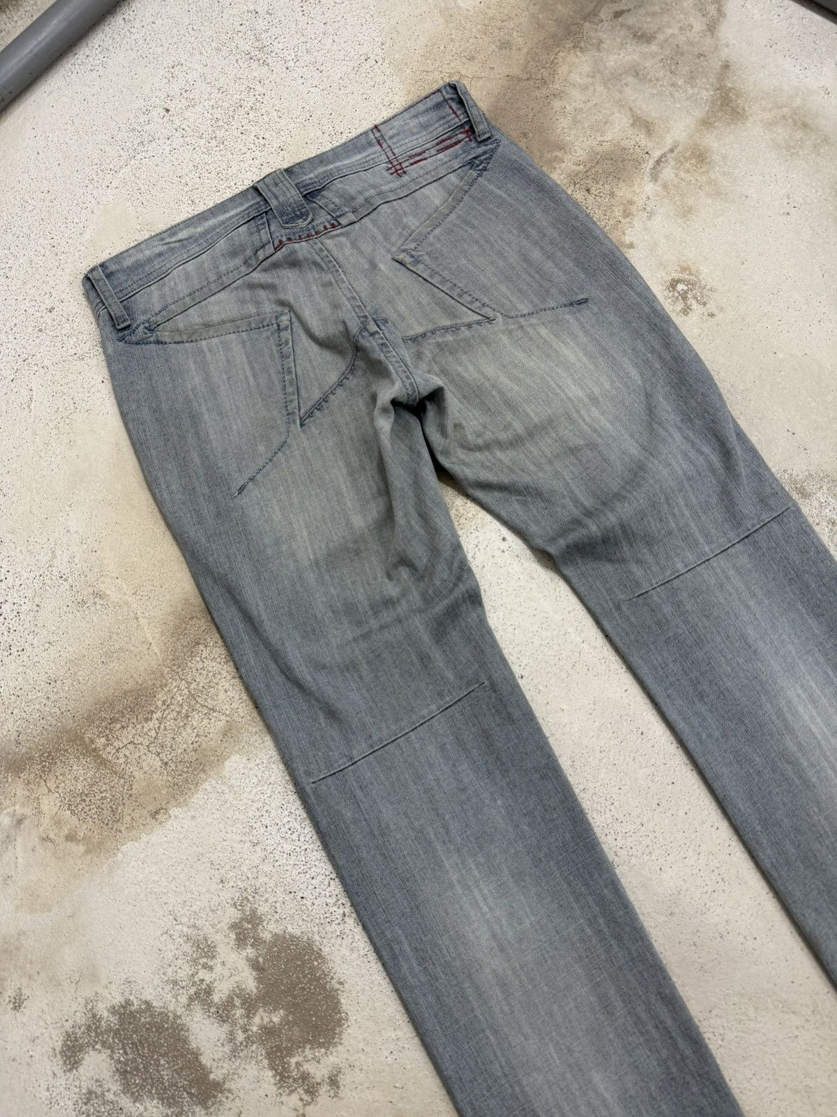 Marithe + Francois Girbaud Marithe Francois Girbaud Heavy Stitching Distressed Dirt Size US 30 / EU 46 - 11 Thumbnail