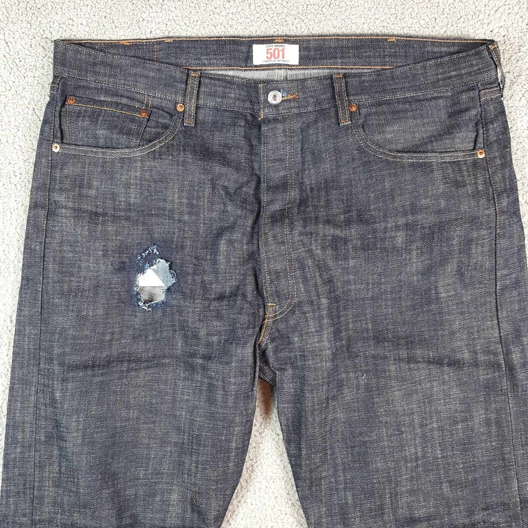 Levi's VINTAGE Levi's 501 Regular Fit Cowboy Dark Wash Button Fly 40x30 Denim Blue Jeans Jeans Men Blue Cotton 5-Pocket 90s Western Workwear Size US 40 / EU 56 - 2 Thumbnail