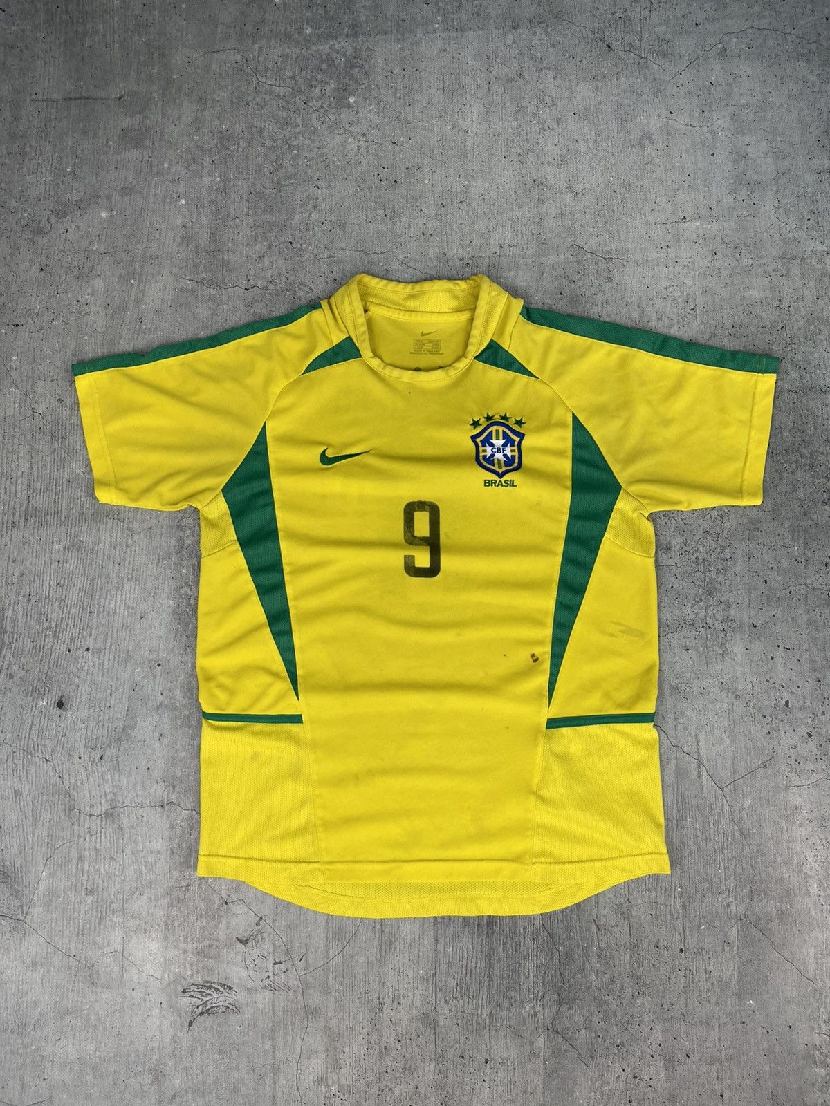 Nike Nike Rare Brazil Ronaldo 9 2002 vintage jersey size L Size US L / EU 52-54 / 3 - 3 Thumbnail