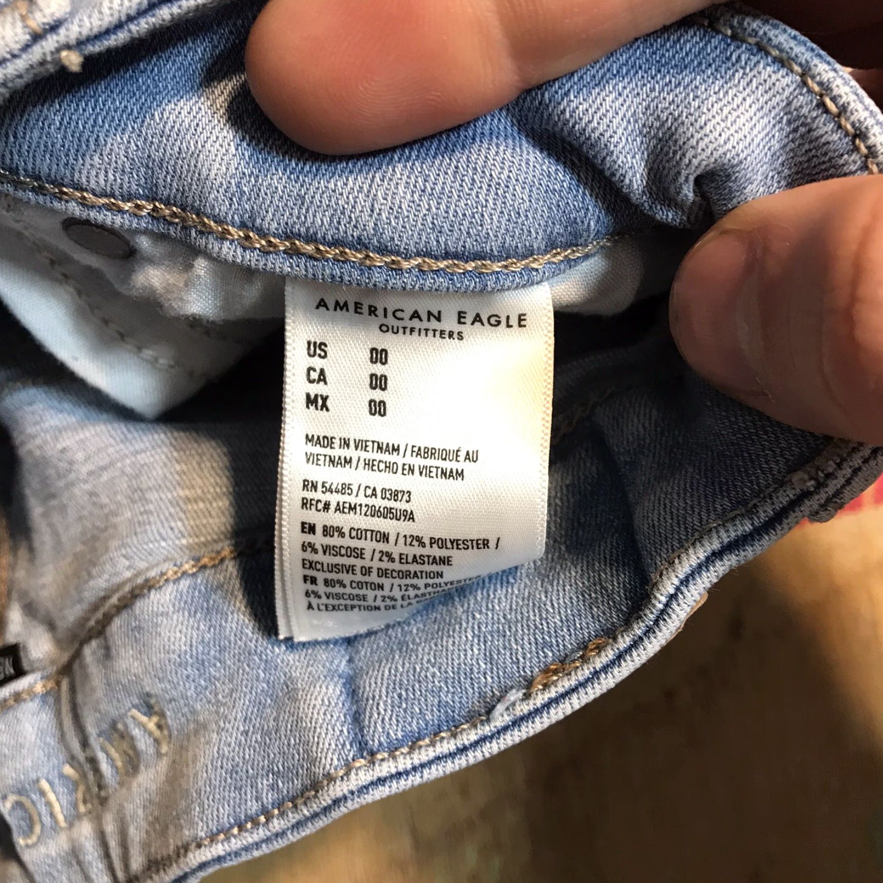American Eagle Outfitters VINTAGE American Eagle Outfitters Shorts Womens Light Blue 00 Curvy Hi Rise Shortie Denim 9.5 Rise 2.5 Inseam Stretch Cuffed Pockets Flat Front Size 24" / US 00 / IT 34 - 6 Thumbnail
