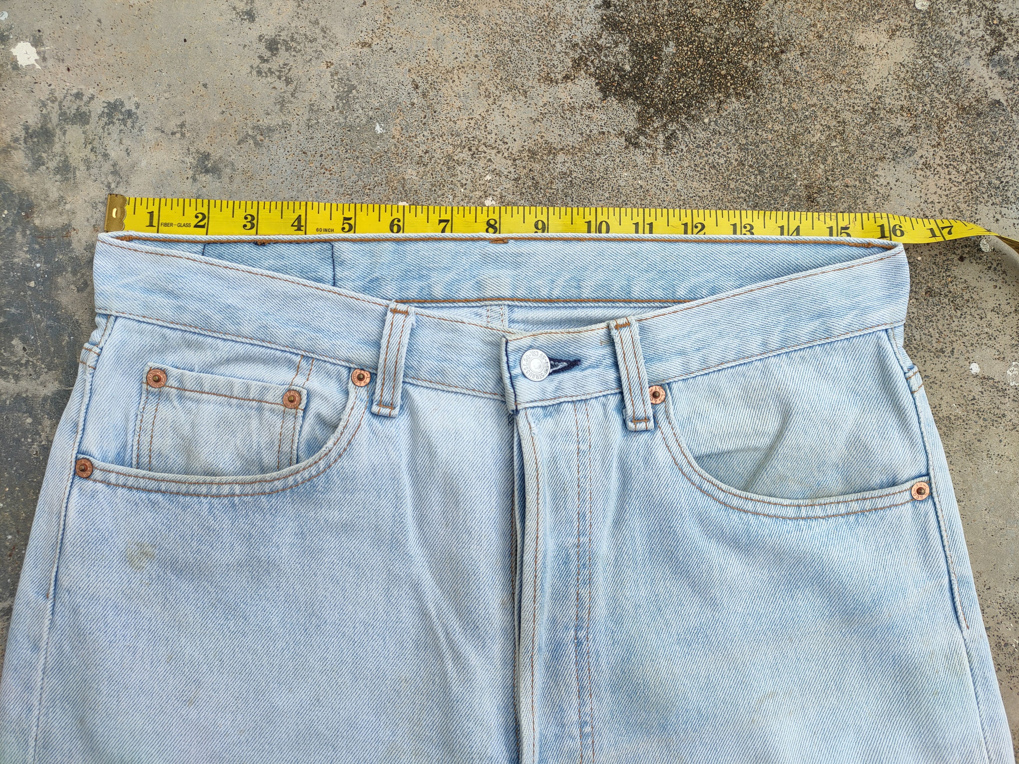 Levi's Vintage Clothing VINTAGE LEVI'S 501 USA LIGHT WASH RUSTY FADED JEAN DENIM Size US 32 / EU 48 - 7 Thumbnail