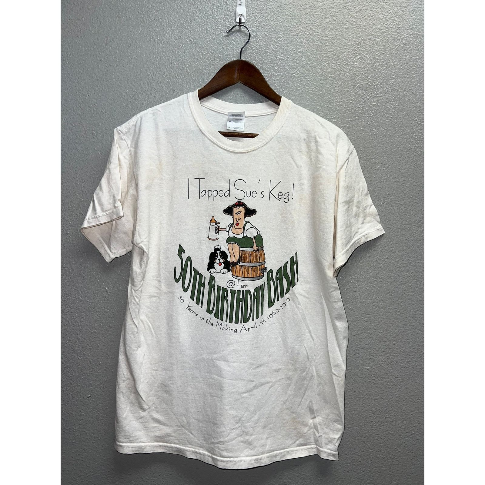 Gildan Vintage Beer Keg Shirt Birthday 50th Bash Sue's Keg Tee M Size US M / EU 48-50 / 2 - 1 Thumbnail