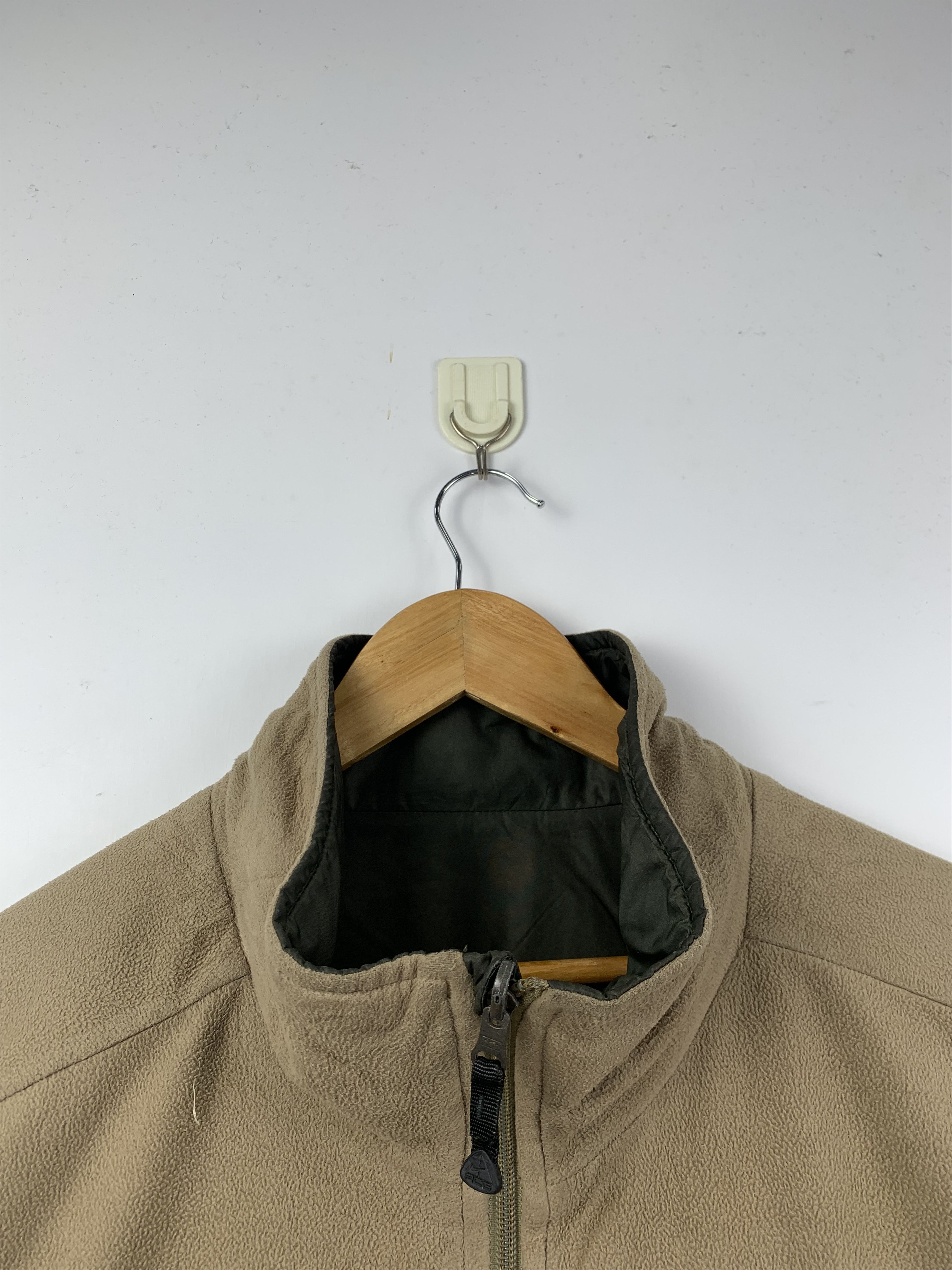 Nike ACG Vintage Nike ACG Reversible Jacket DJ0939 Size US XL / EU 56 / 4 - 4 Thumbnail