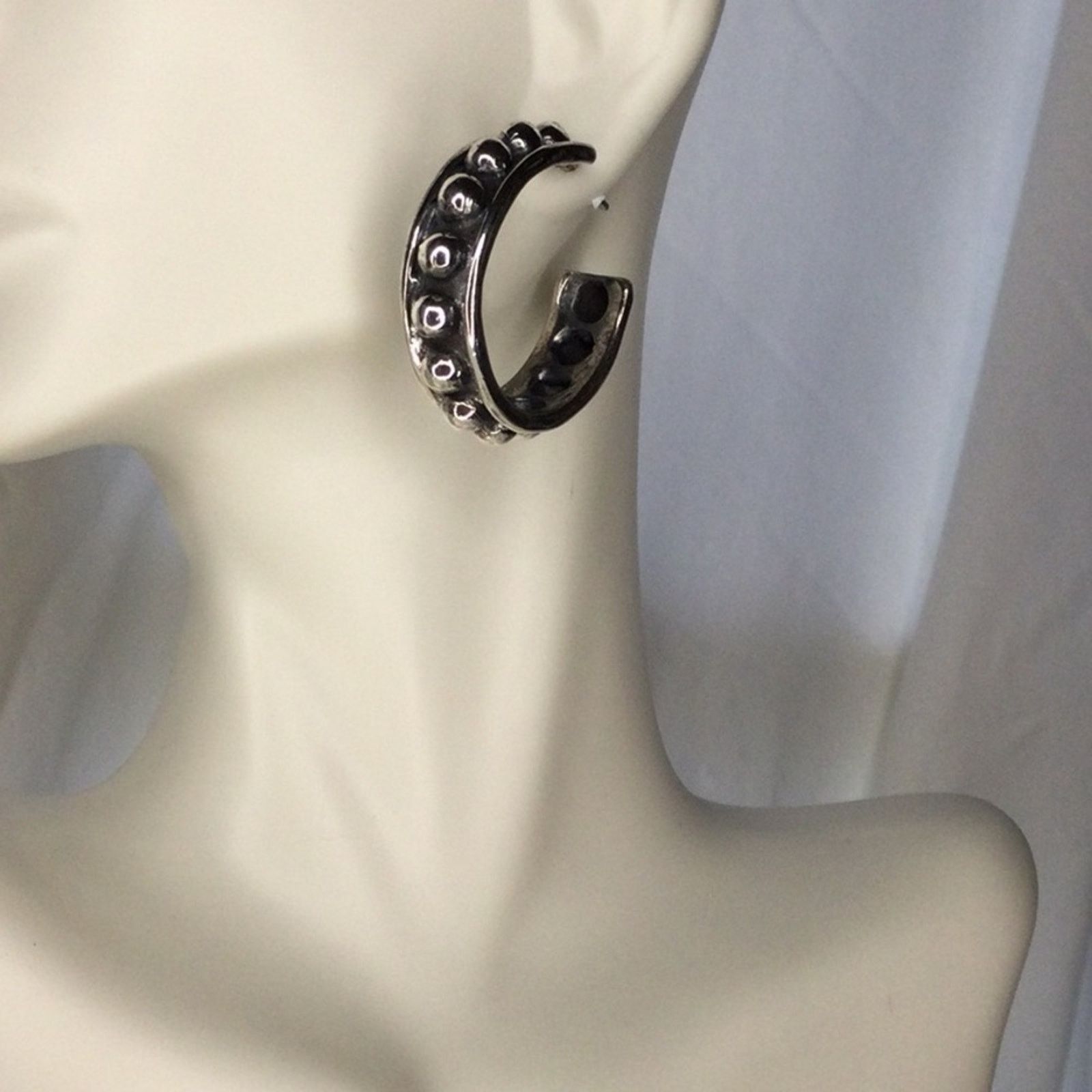 Other Silver & Black Tone Retro 1990's Stud Hoop Earrings Size ONE SIZE - 8 Thumbnail