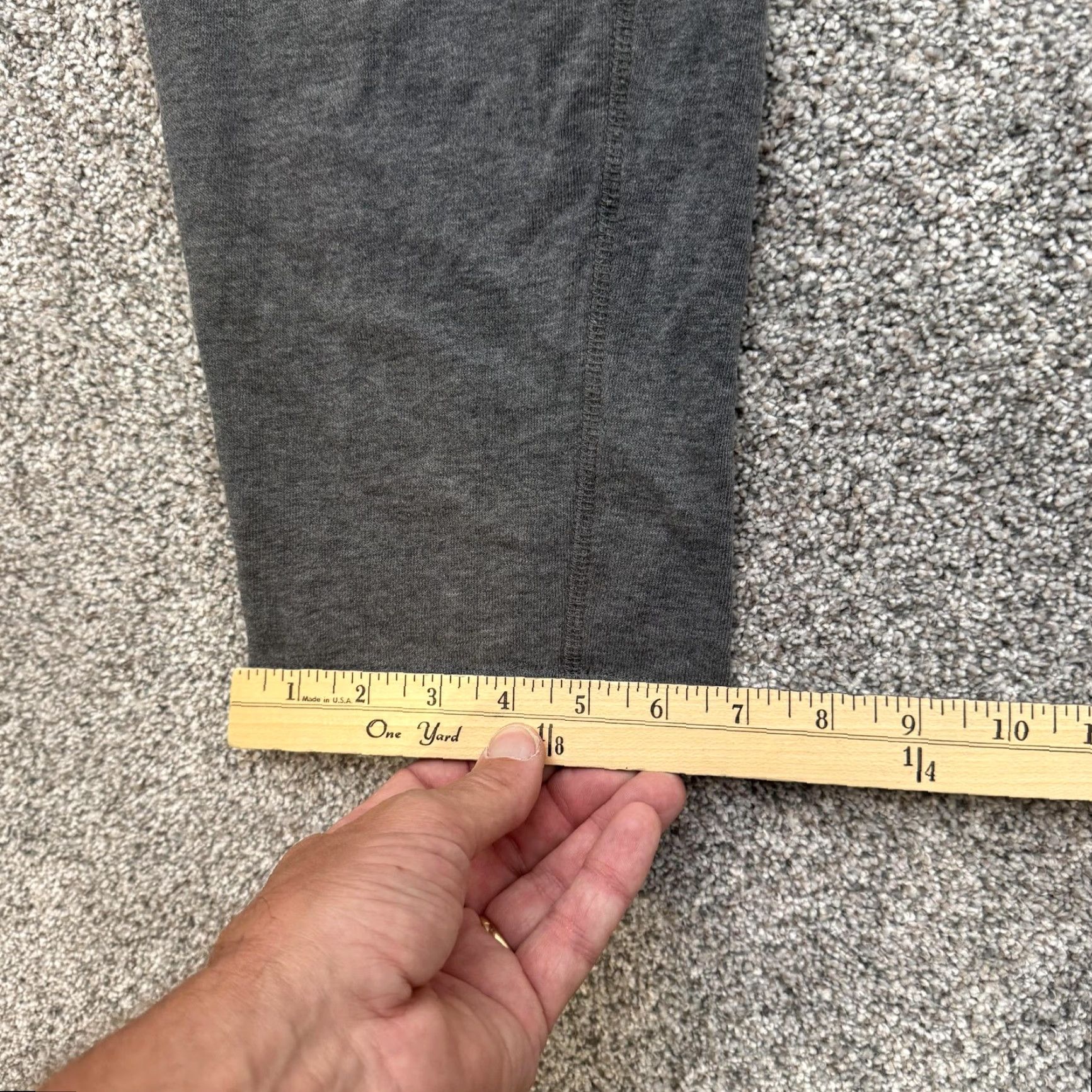Champion Champion Pants Mens Large Gray Jogger Lounge Drawstring Pockets 28in 24.5in Regular 60/40 Cotton-Polyester Sweatpants Gentlewear Mens Size US 33 - 3 Thumbnail