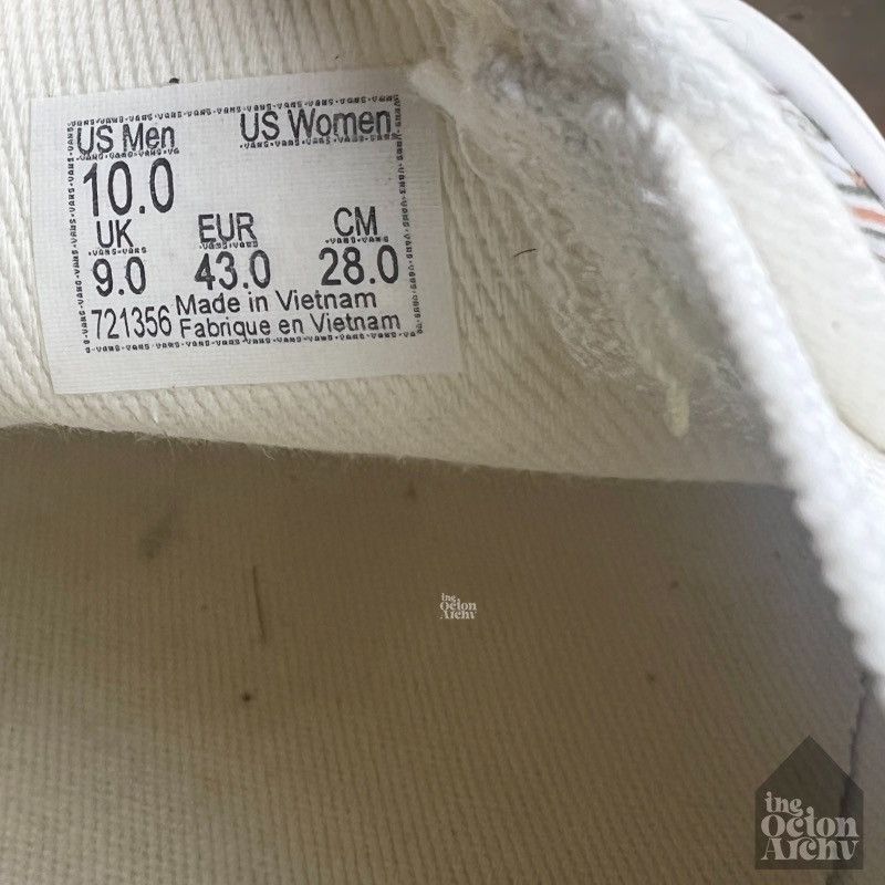 Kith × Vans Kith x Vans Classic Slip-On Brown Moroccan Pattern Size US 10 / EU 43 - 9 Thumbnail