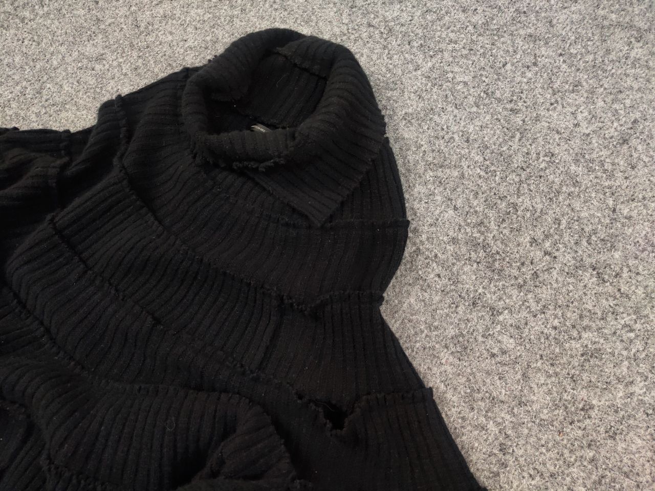 Yohji Yamamoto Vintage 90s Y's Yohji Yamamoto Knit Poncho Oversized Sweater Size M / US 6-8 / IT 42-44 - 5 Thumbnail