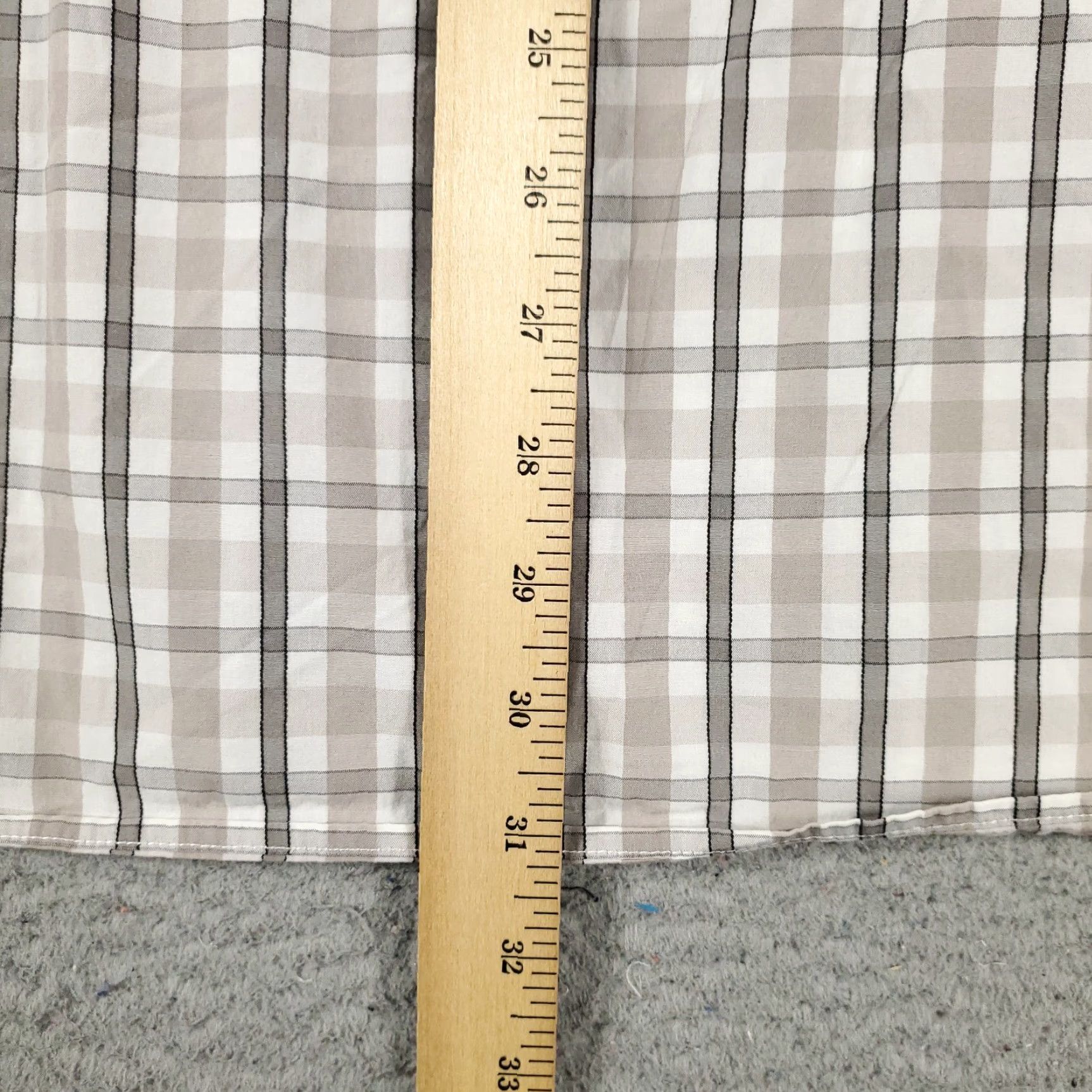Tommy Hilfiger Tommy Hilfiger Shirt Mens Large Beige Plaid Button-Up Long Sleeve Casual Everyday Business Dress Modern Preppy Mens L Beige Size US L / EU 52-54 / 3 - 4 Thumbnail
