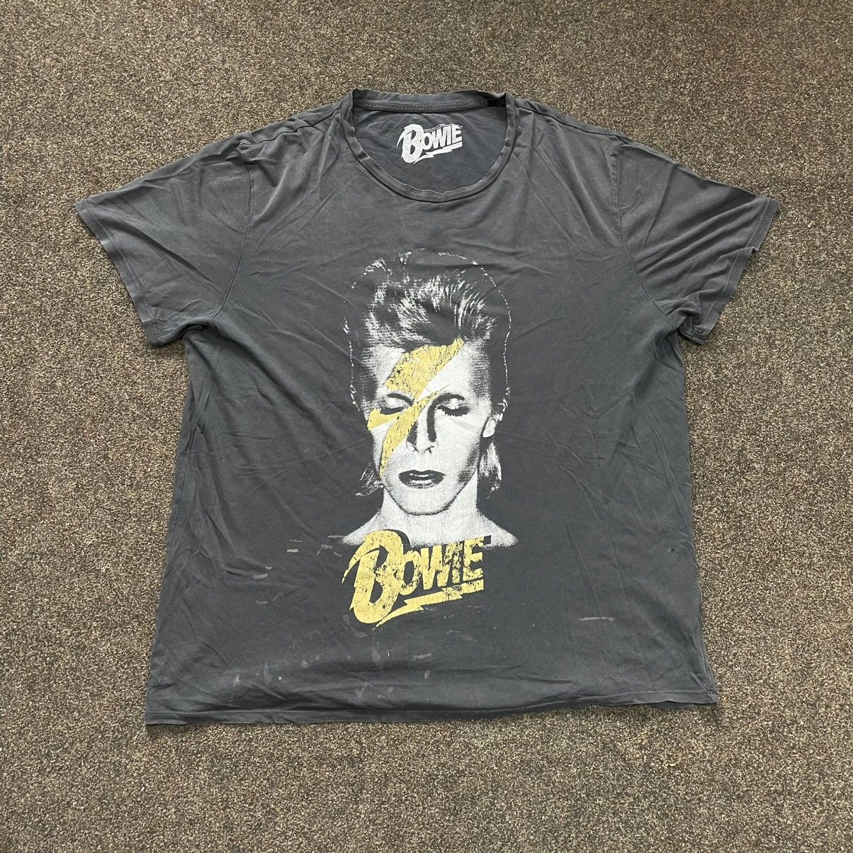 Vintage Vintage 90s David Bowie Sun Faded Band Graphic Tee Punk XXL Size US XXL / EU 58 / 5 - 1 Thumbnail