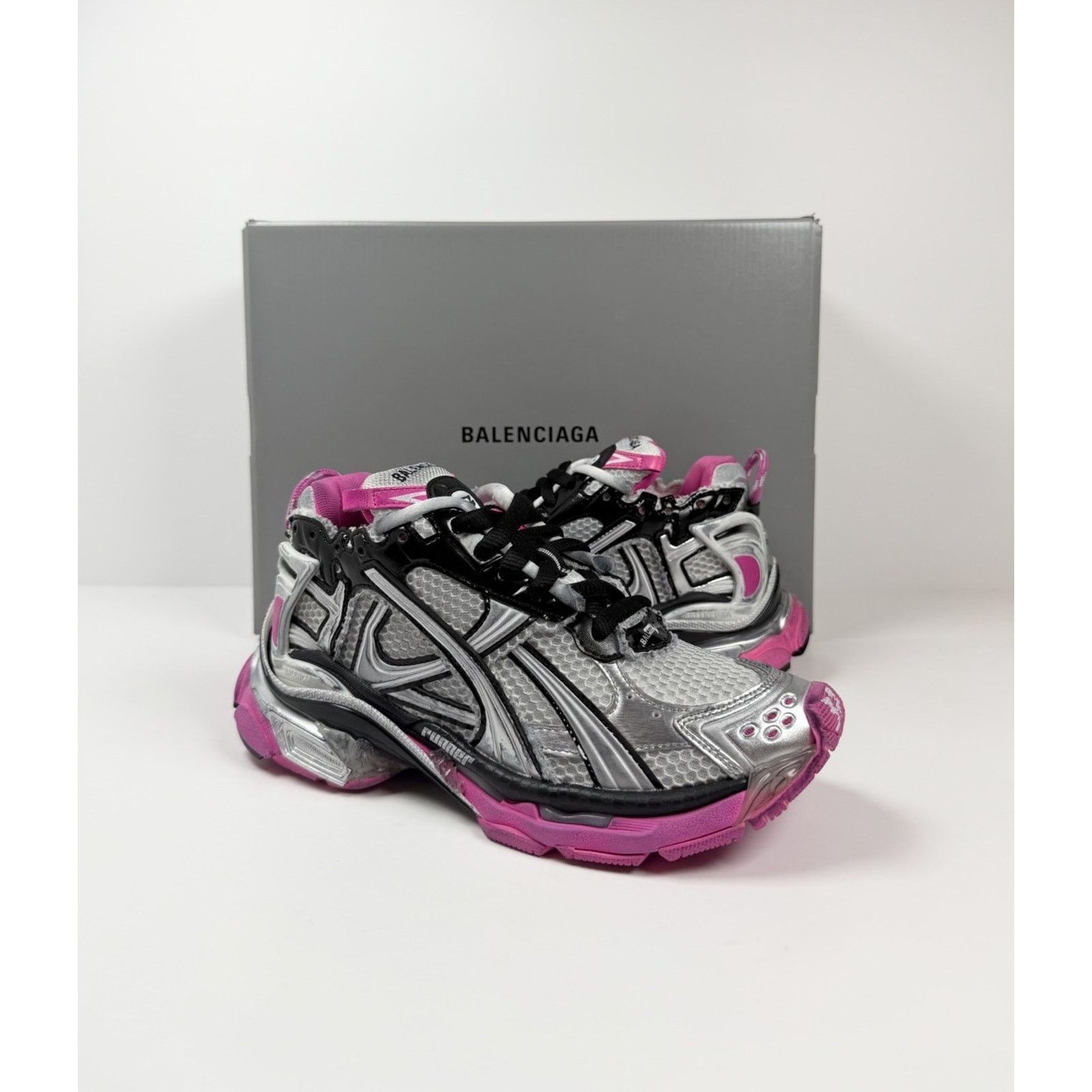 Balenciaga Size 37EU/7W - Balenciaga Runner Black Pink NEW Size US 7 / IT 37 - 2 Thumbnail
