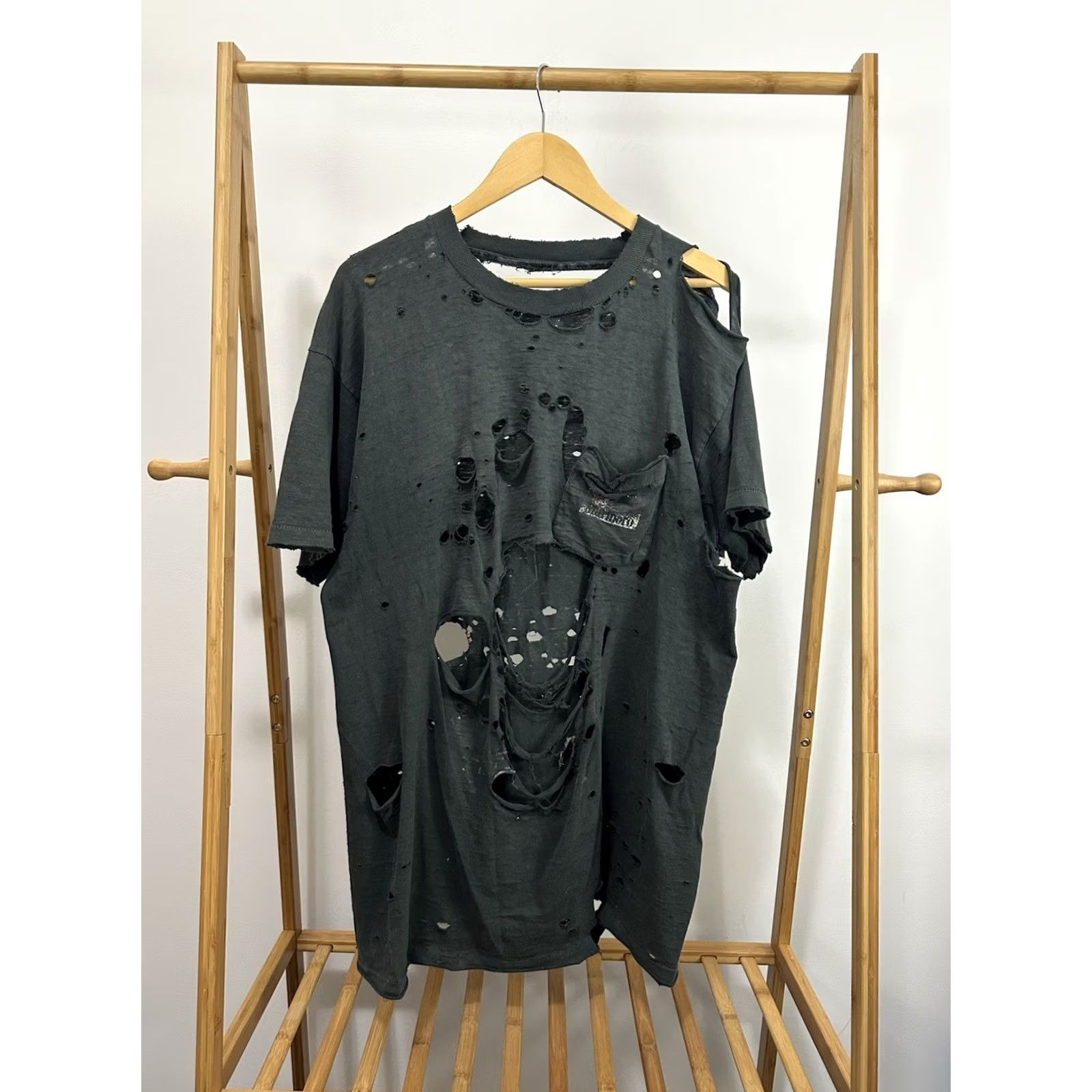 Marlboro VTG 90s Marlboro Coyote Super Thrashed Faded Worn Distressed Pocket T-Shirt XL Men Black Marlboro Shirt XL Mens Size US XL / EU 56 / 4 - 2 Thumbnail
