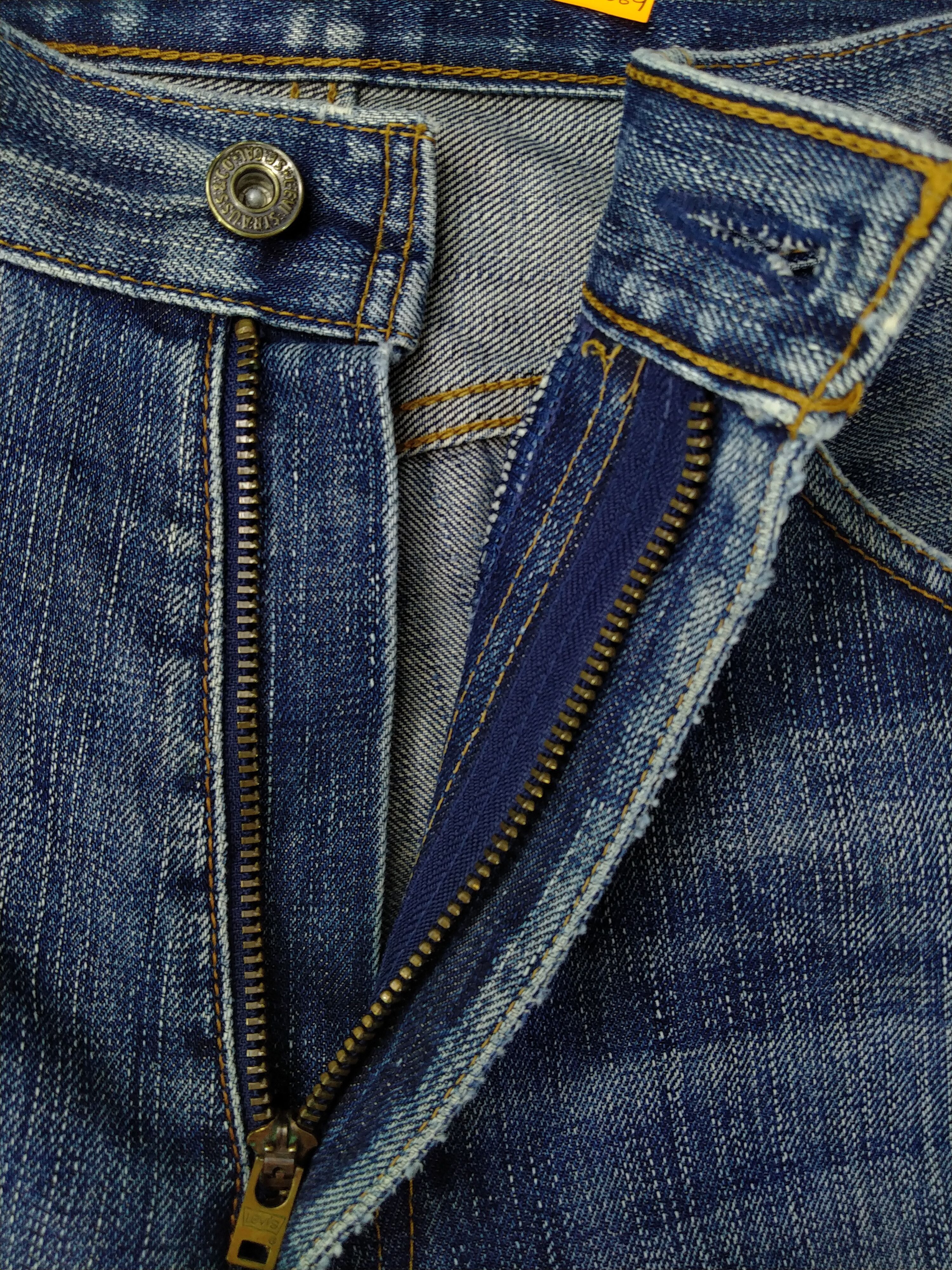 Levi's Faded Blue Vintage Levi's 504 Jeans 31x29 Denim -JN1069 Size US 31 - 6 Thumbnail
