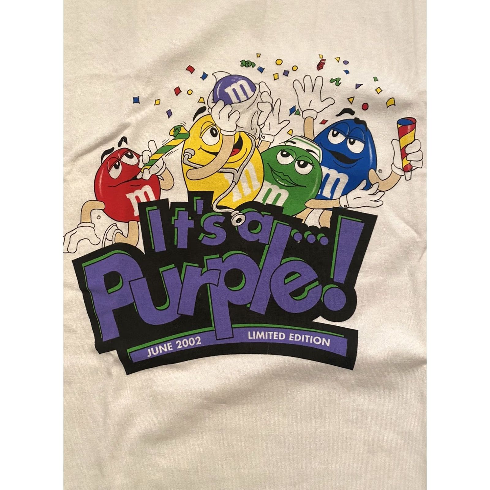 Gildan VINTAGE M&M It’s A Purple T-shirt Planet Mars XL White Gildan T-Shirt Men Short Sleeve Cotton Regular Size XL Limited Edition Funny USA Food Size US XL / EU 56 / 4 - 2 Thumbnail