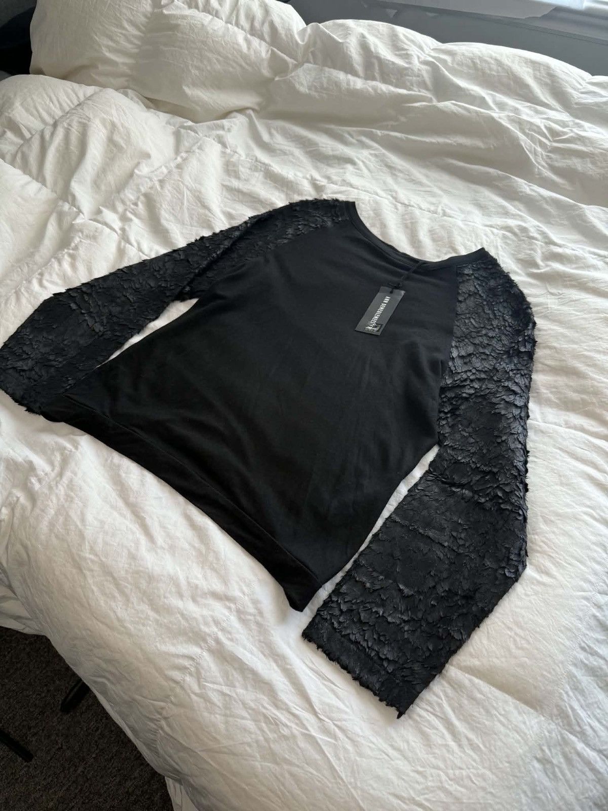 Ann Demeulemeester Ann Demeulemeester Feather sleeves shirt Size S / US 4 / IT 40 - 2 Thumbnail