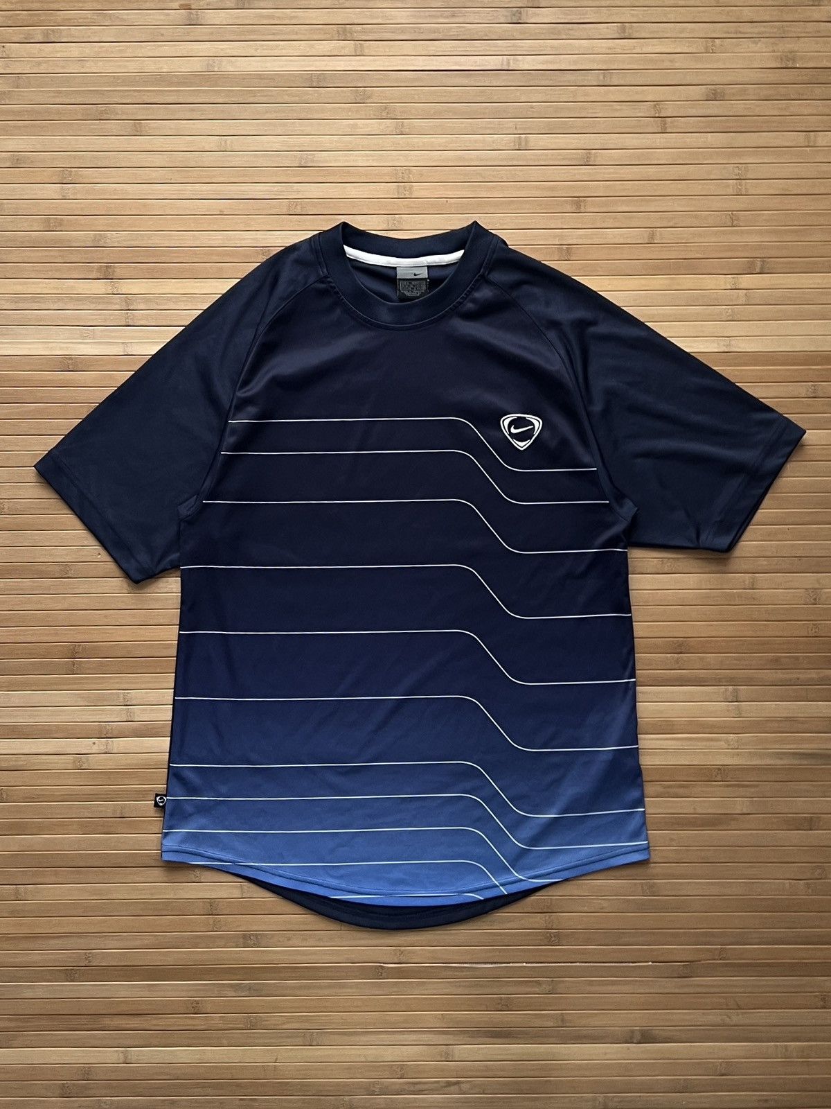 Nike Vintage Nike Jersey Size US S / EU 44-46 / 1 - 1 Thumbnail