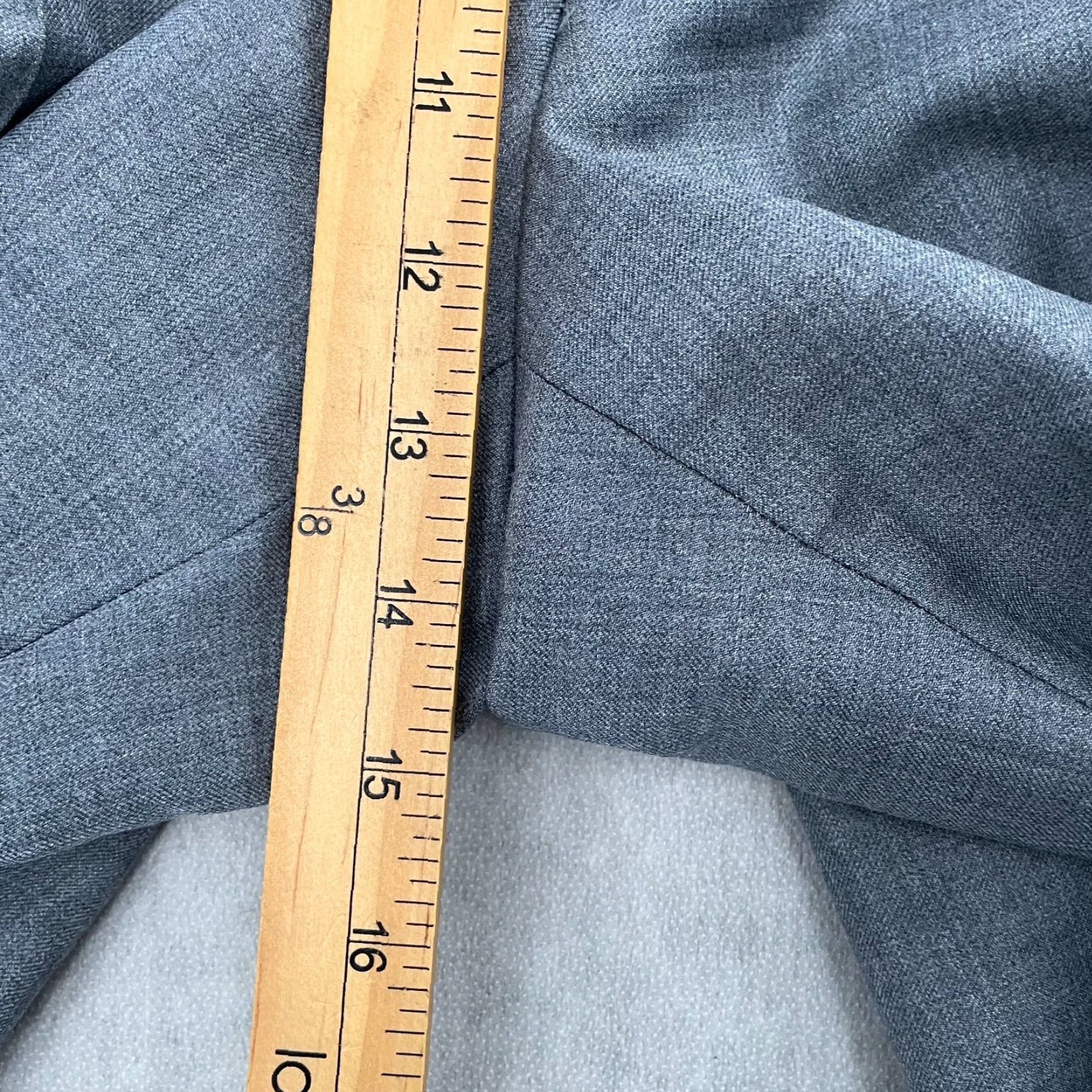 Canali Canali Pants Mens Dress Pants Adult 39 Gray Wool Pleated Trousers Pockets Regular 30" Inseam Zip Dry Clean Only Italy Preowned Size US 39 - 6 Thumbnail