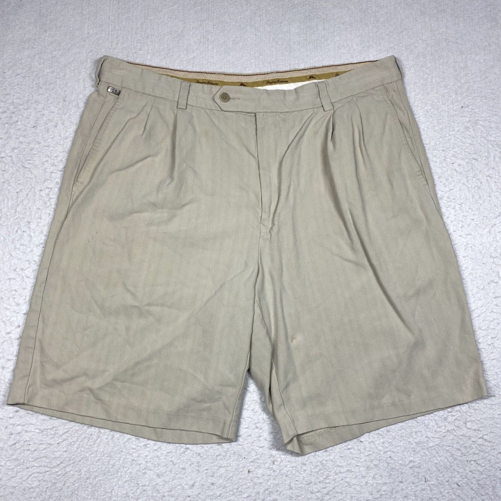 Tommy Bahama Linen Casual dress shorts beige green khaki popular size XL