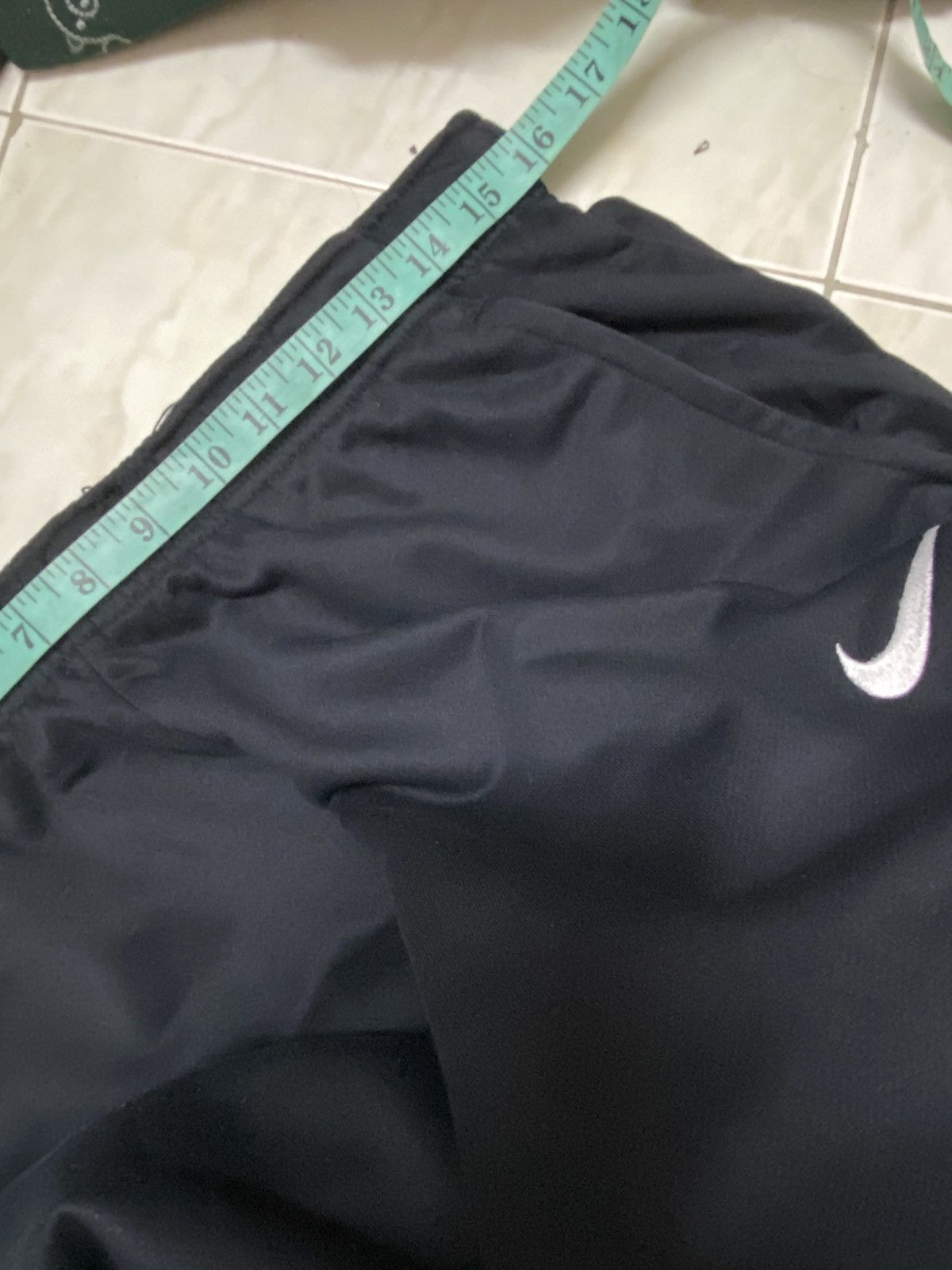 Nike Nike Track Pants Small Logo Black Colour Size US 32 / EU 48 - 4 Thumbnail