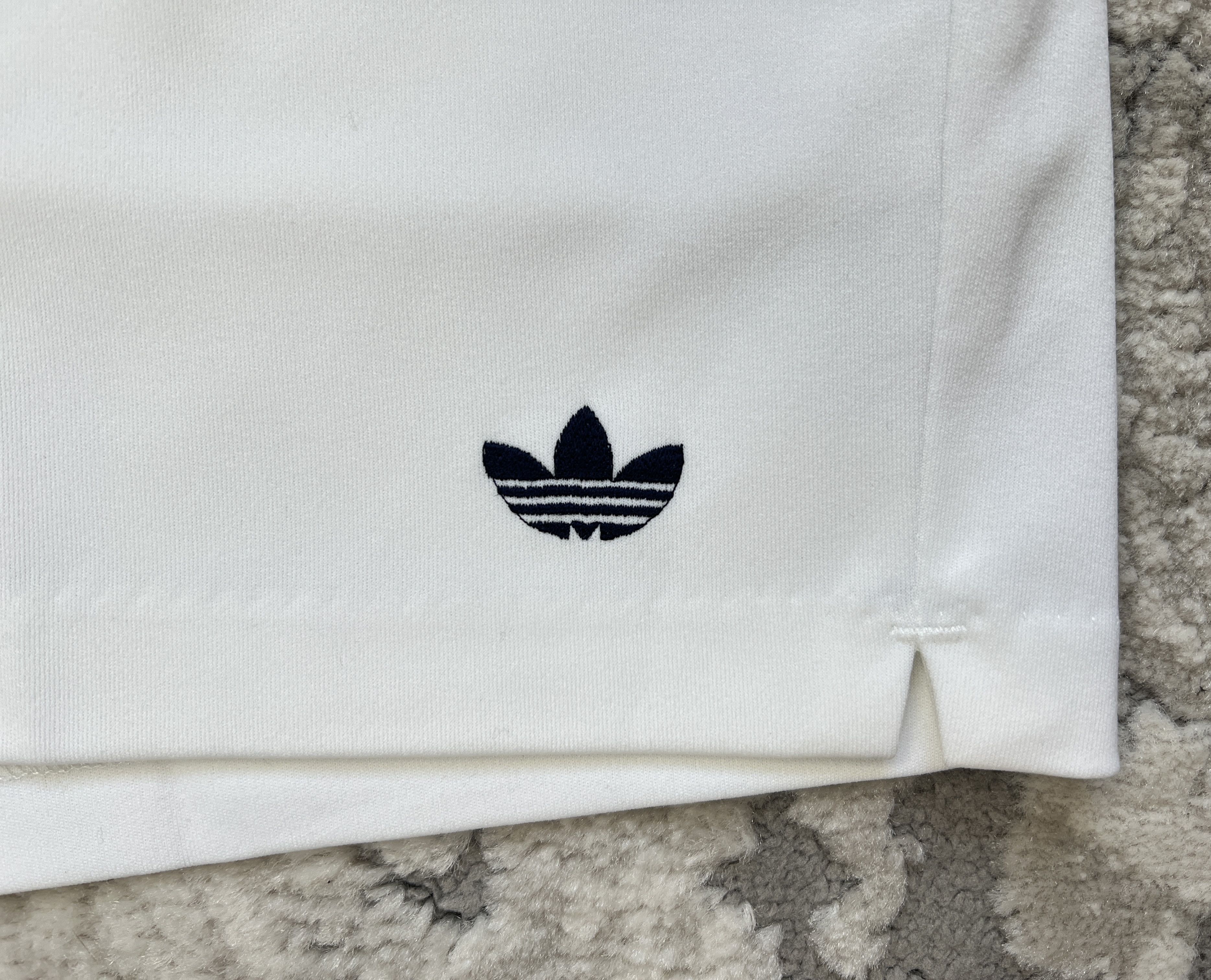 Adidas Vintage Adidas Trefoil White Tennis Sport Shorts Hong Kong Size US 38 / EU 54 - 4 Thumbnail