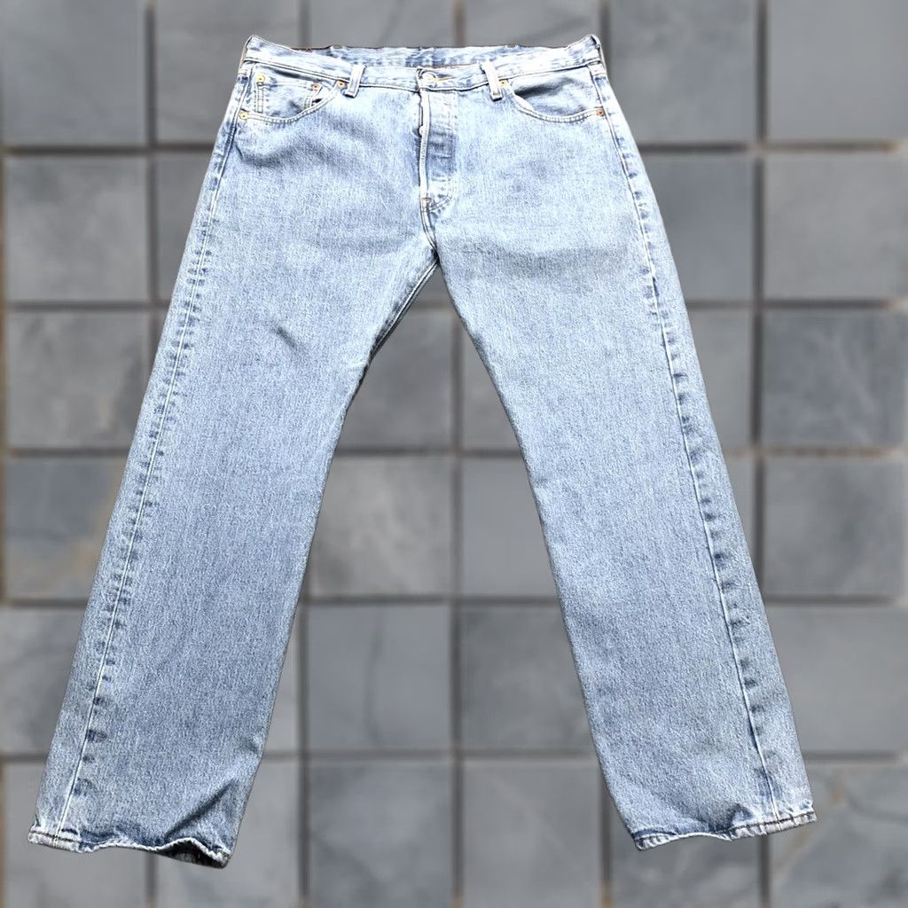 Levi's Levi's 501 Jeans Mens 38x30 Light Wash Blue Straight Denim Button Fly Pants Size US 38 / EU 54 - 1 Thumbnail
