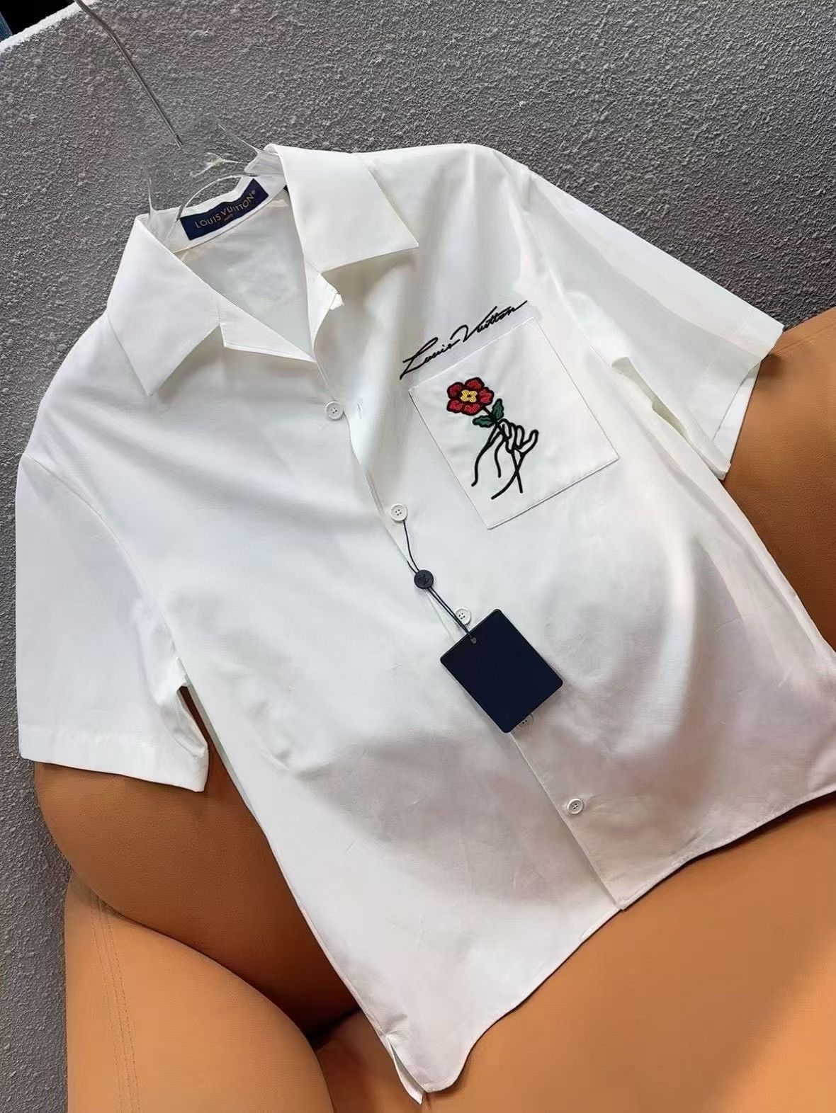 Louis Vuitton Louis Vuitton SS24 Floral Embroidery Short-Sleeve Shirt Size US S / EU 44-46 / 1 - 1 Thumbnail