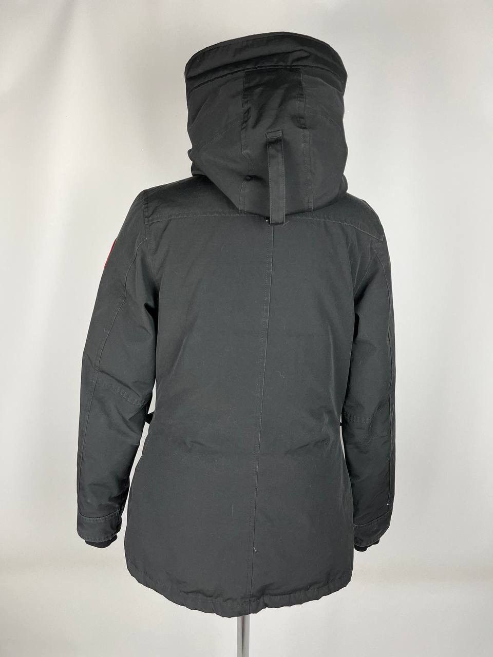 Canada Goose Canada Goose Women Black Down Jacket In USED CONDITION Size M / US 6-8 / IT 42-44 - 3 Thumbnail