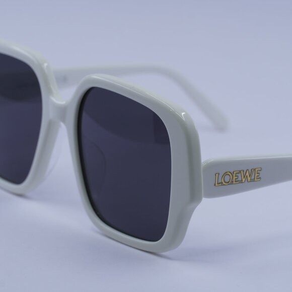 Loewe Loewe LW40134U 25A Sunglasses Ivory Square Frame, Smoke Size ONE SIZE - 8 Thumbnail