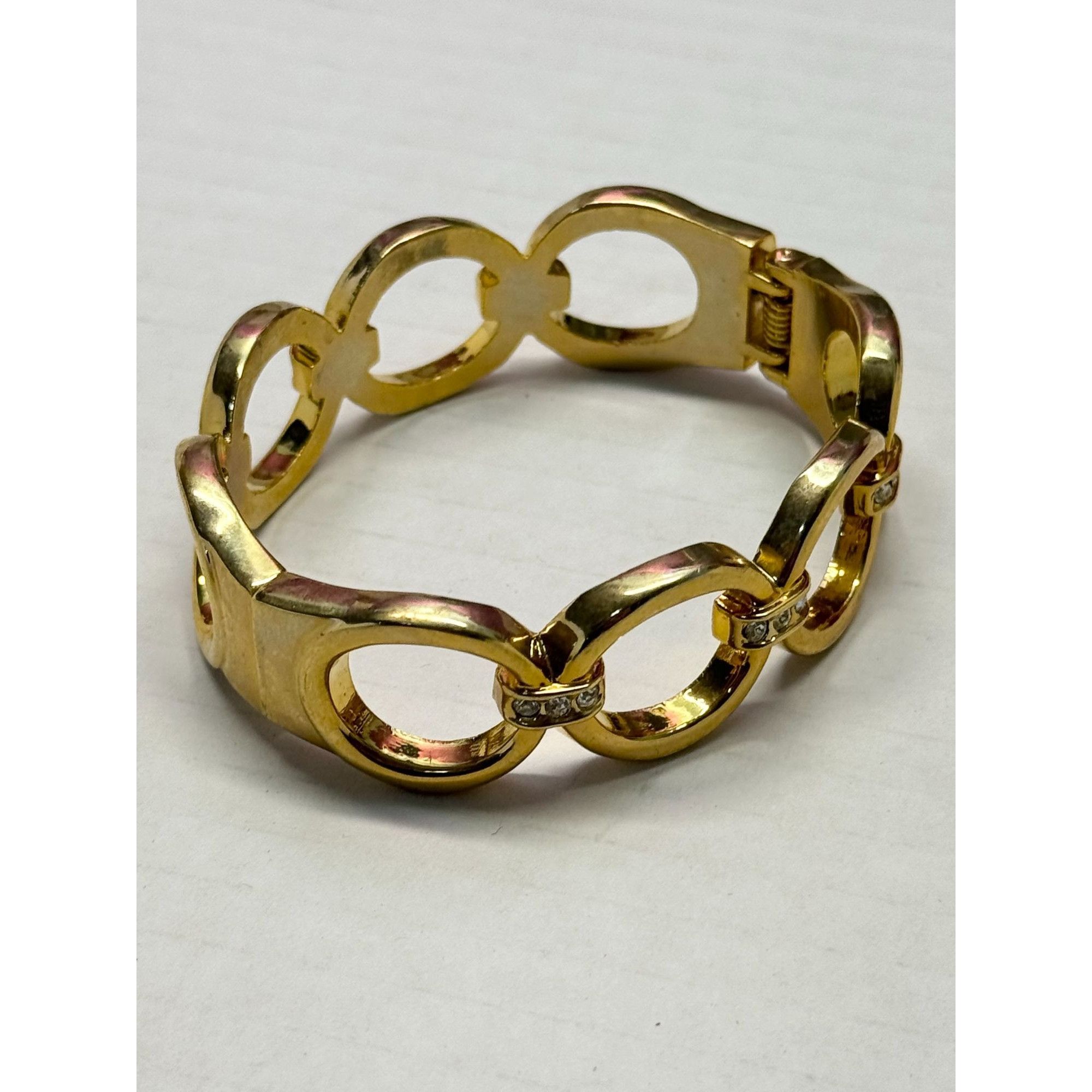 Vintage Vintage gold rhinestone hinged bangle bracelet Size ONE SIZE - 4 Thumbnail