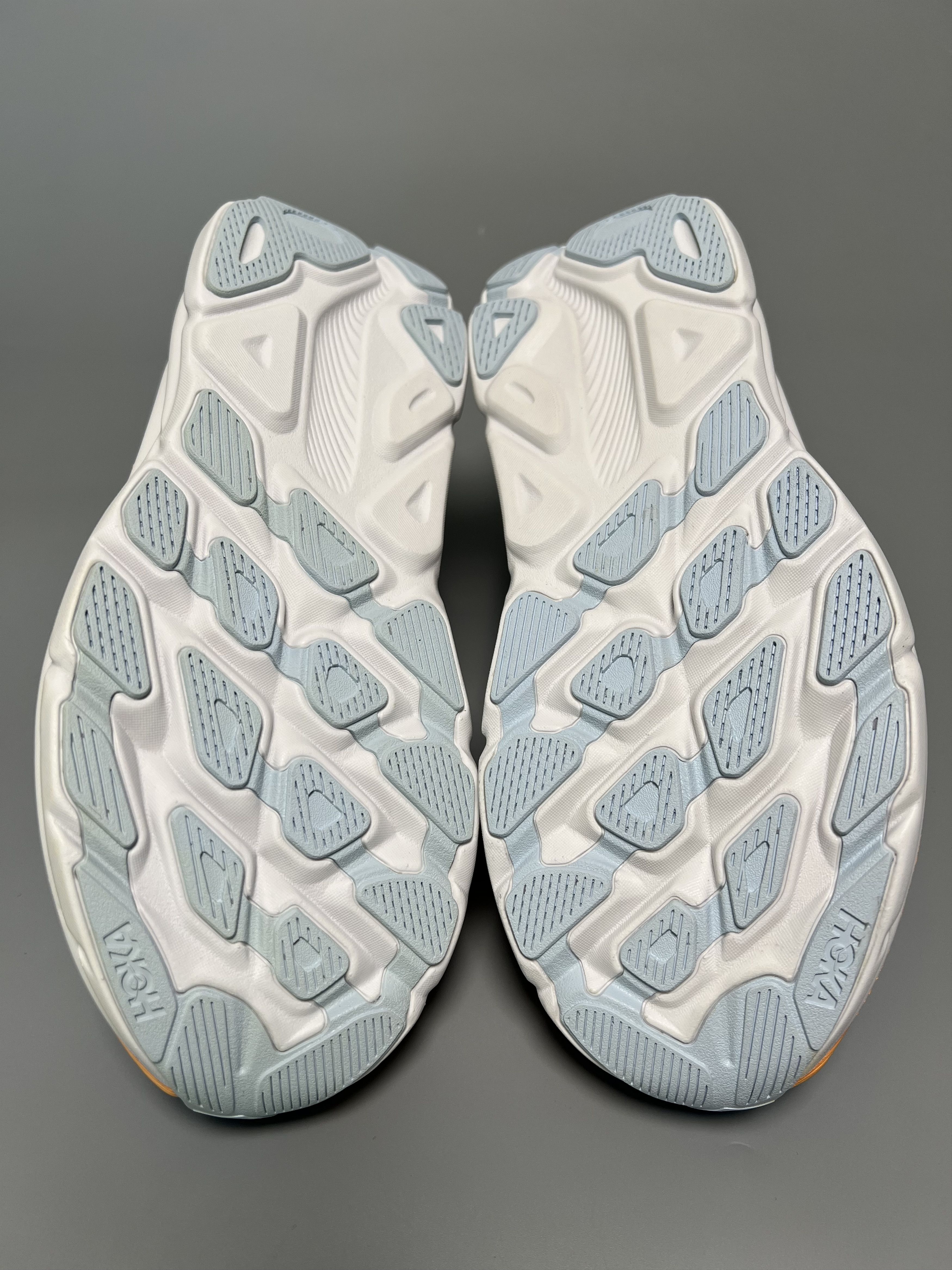 Hoka 9D Hoka One One Clifton 9 Running Shoes Walking Gym Size US 9 / EU 42 - 14 Thumbnail