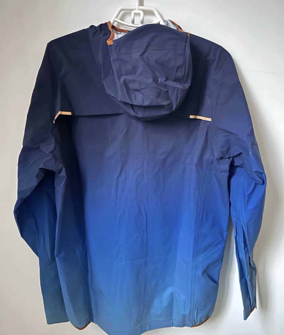 Loewe loewe x on gradient half-zip jacket. Size US XL / EU 56 / 4 - 2 Thumbnail