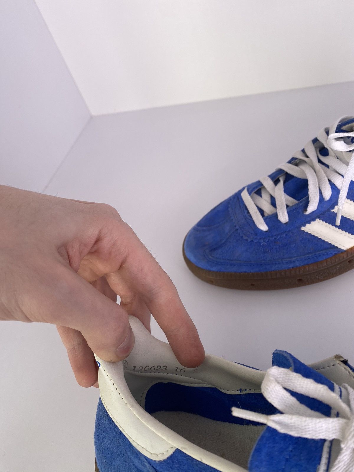 Adidas × Vintage Vintage 1980s Adidas Handball Spezial Made in Czechoslovakia Size US 9 / EU 42 - 7 Thumbnail