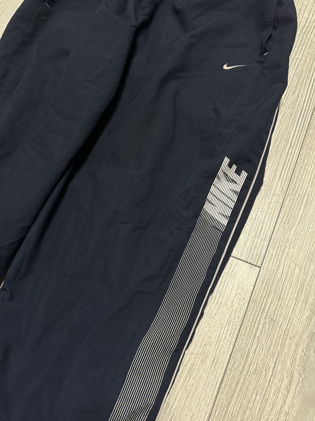 Nike VINTAGE NIKE TRACK PANTS Y2K Baggy Drill Joggers Size US 40 / EU 56 - 2 Thumbnail