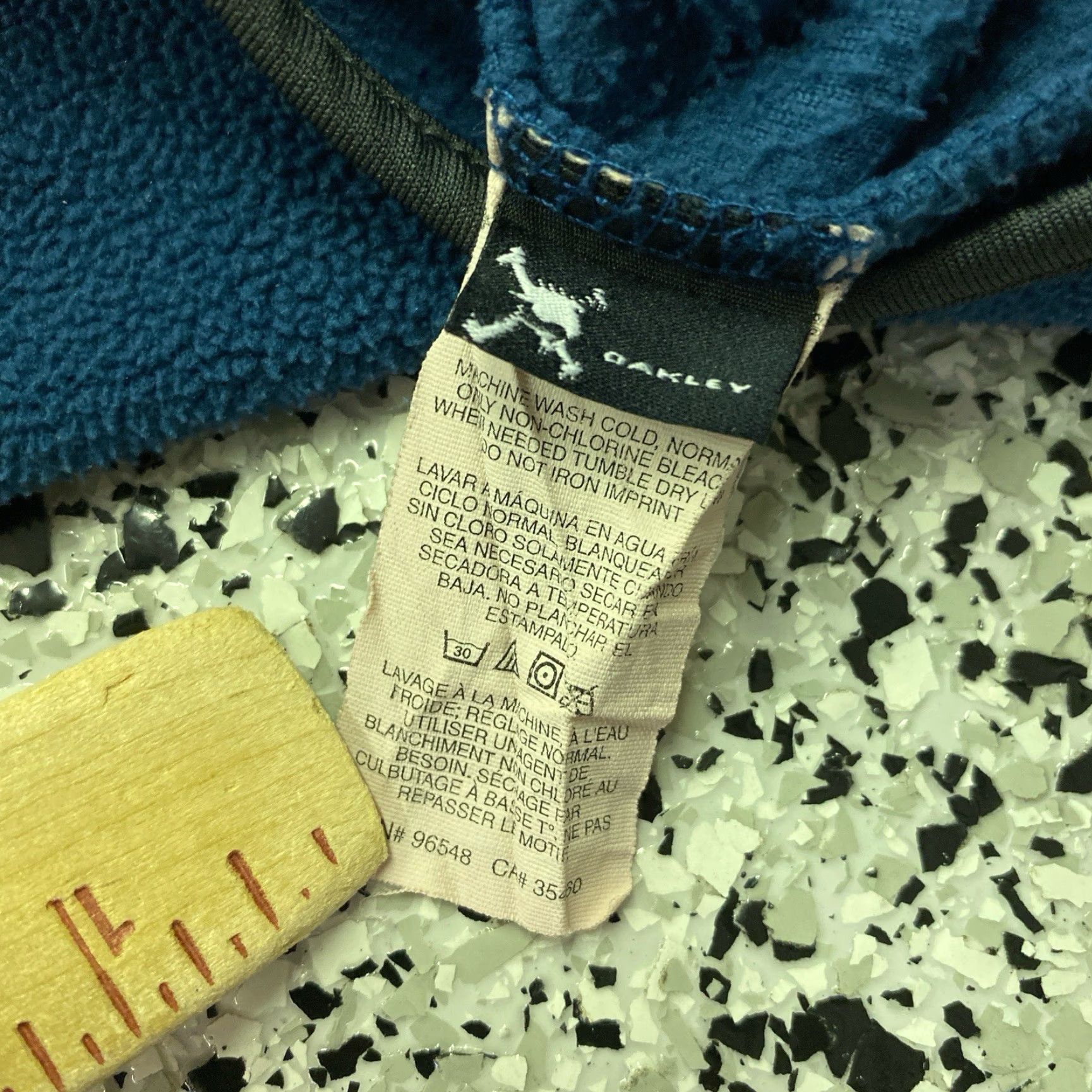Oakley Oakley Y2K Zip Up Fleece Jacket Men’s Large Blue Logo Embroidered Full Zip Pockets All Seasons Outdoor 90s Mens Size US L / EU 52-54 / 3 - 5 Thumbnail