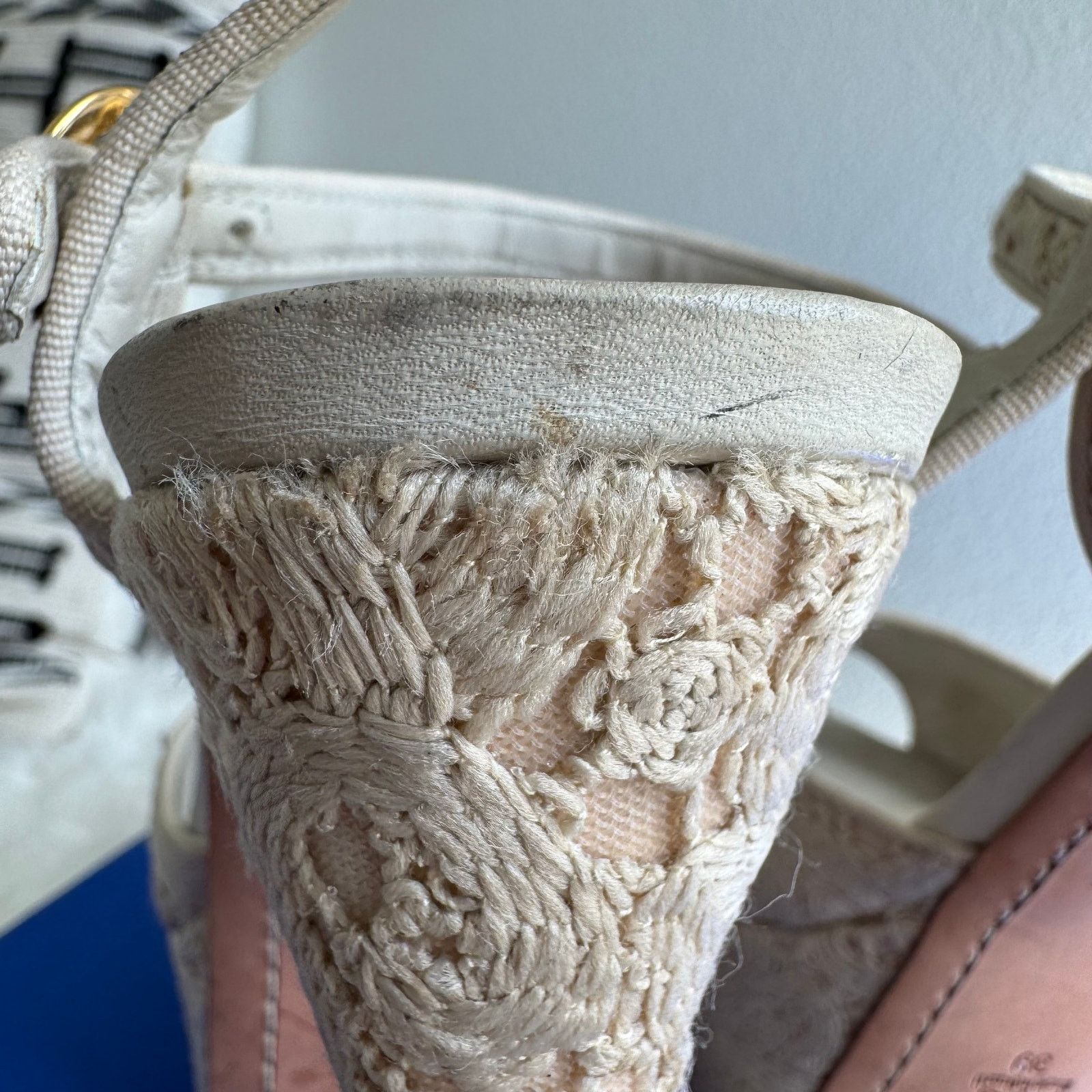 Alice + Olivia Alice + Olivia Lena Ivory Lace Ankle Strap Platform Heels Size US 8.5 / IT 38.5 - 8 Thumbnail