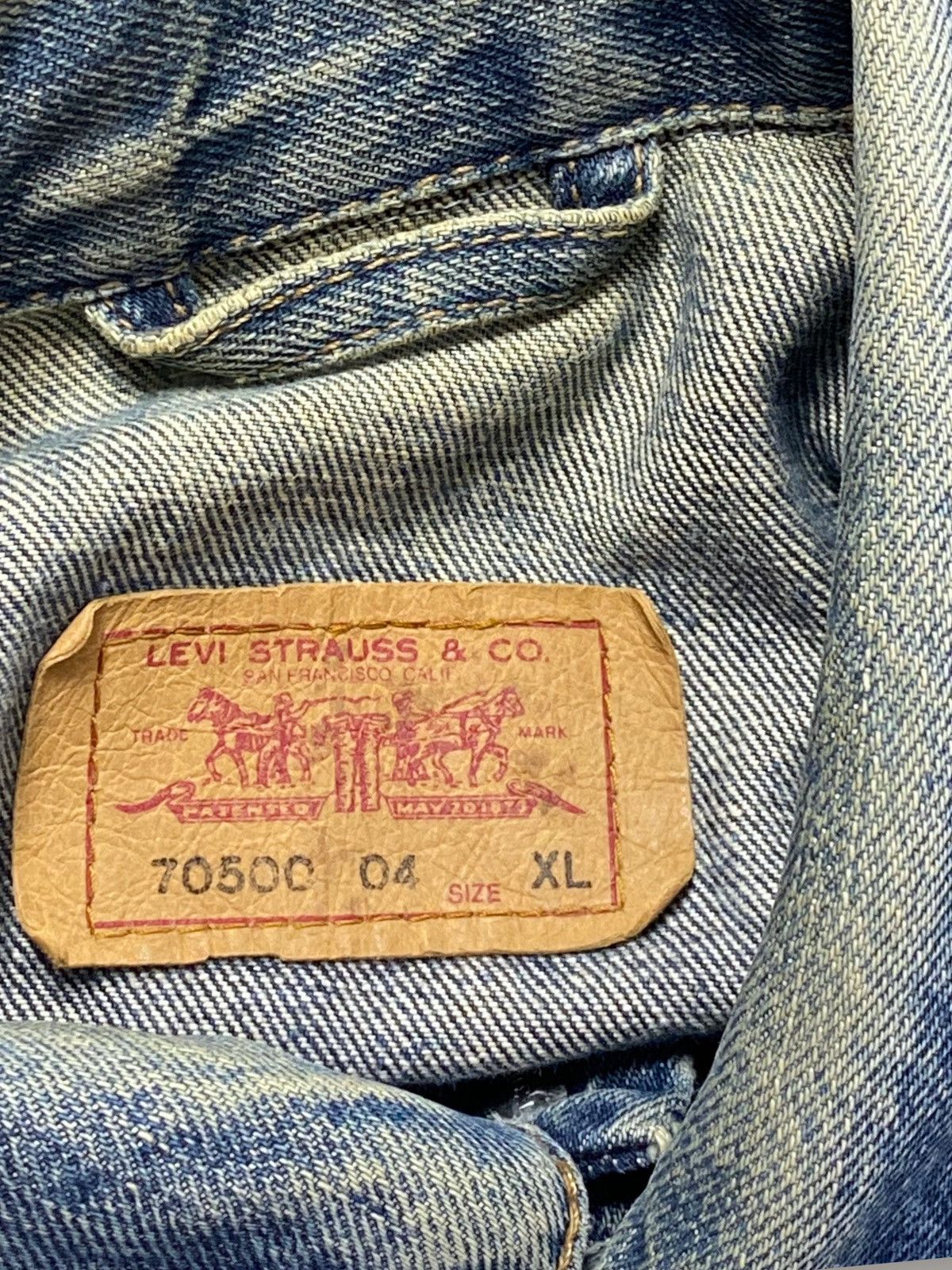 Levi's Vintage Clothing 90s Vintage LEVI'S Total Washed Denim Jacket Grunge Style Size US M / EU 48-50 / 2 - 7 Thumbnail