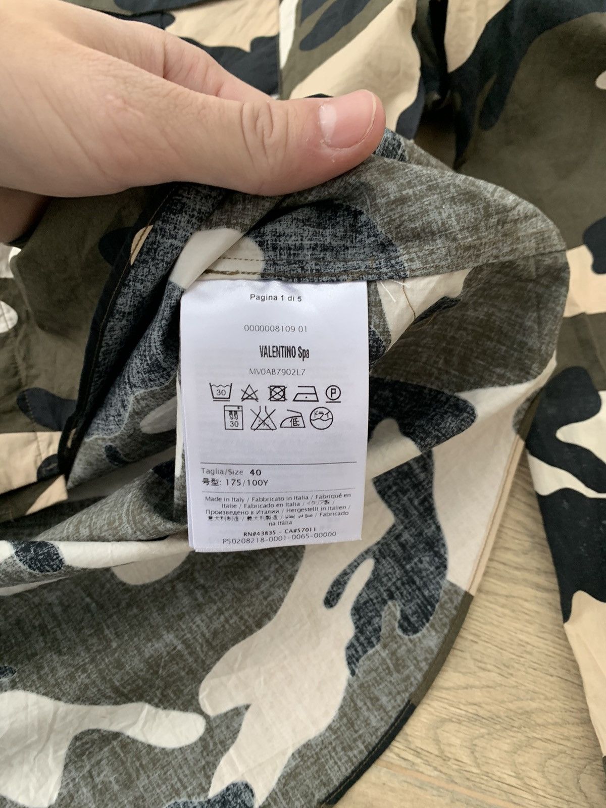 Valentino 🔥CRAZY VALENTINO CAMO SHIRT BUTTON UP Size US S / EU 44-46 / 1 - 7 Thumbnail