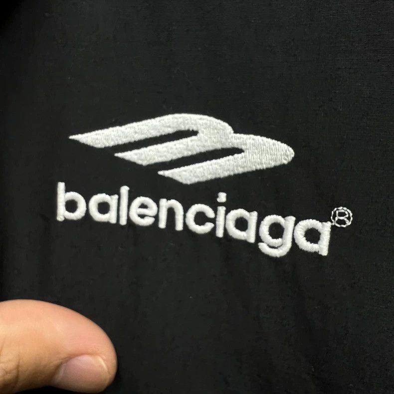 Balenciaga Balenciaga Fake two-in-one 3B embroidered jacket jacket Size US S / EU 44-46 / 1 - 4 Thumbnail