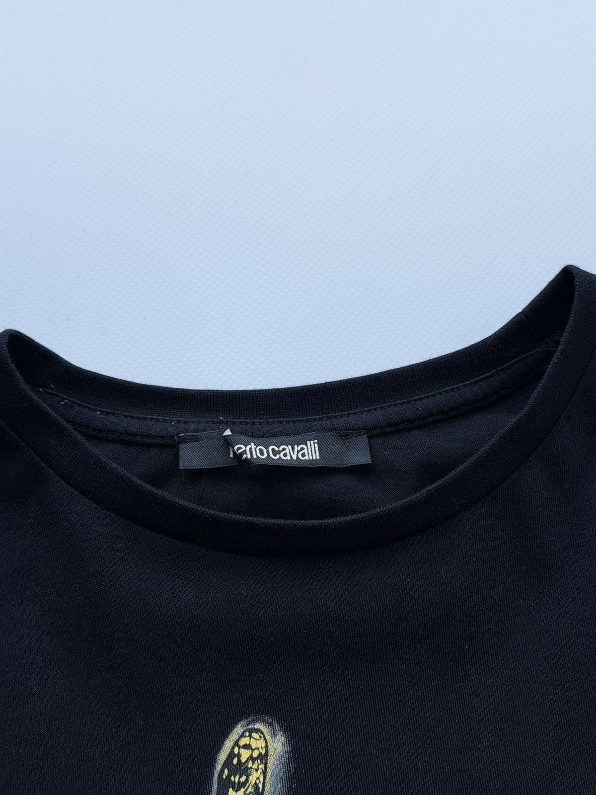 Roberto Cavalli 2000s Cavalli Black Graphic T-Shirt Size US M / EU 48-50 / 2 - 3 Thumbnail