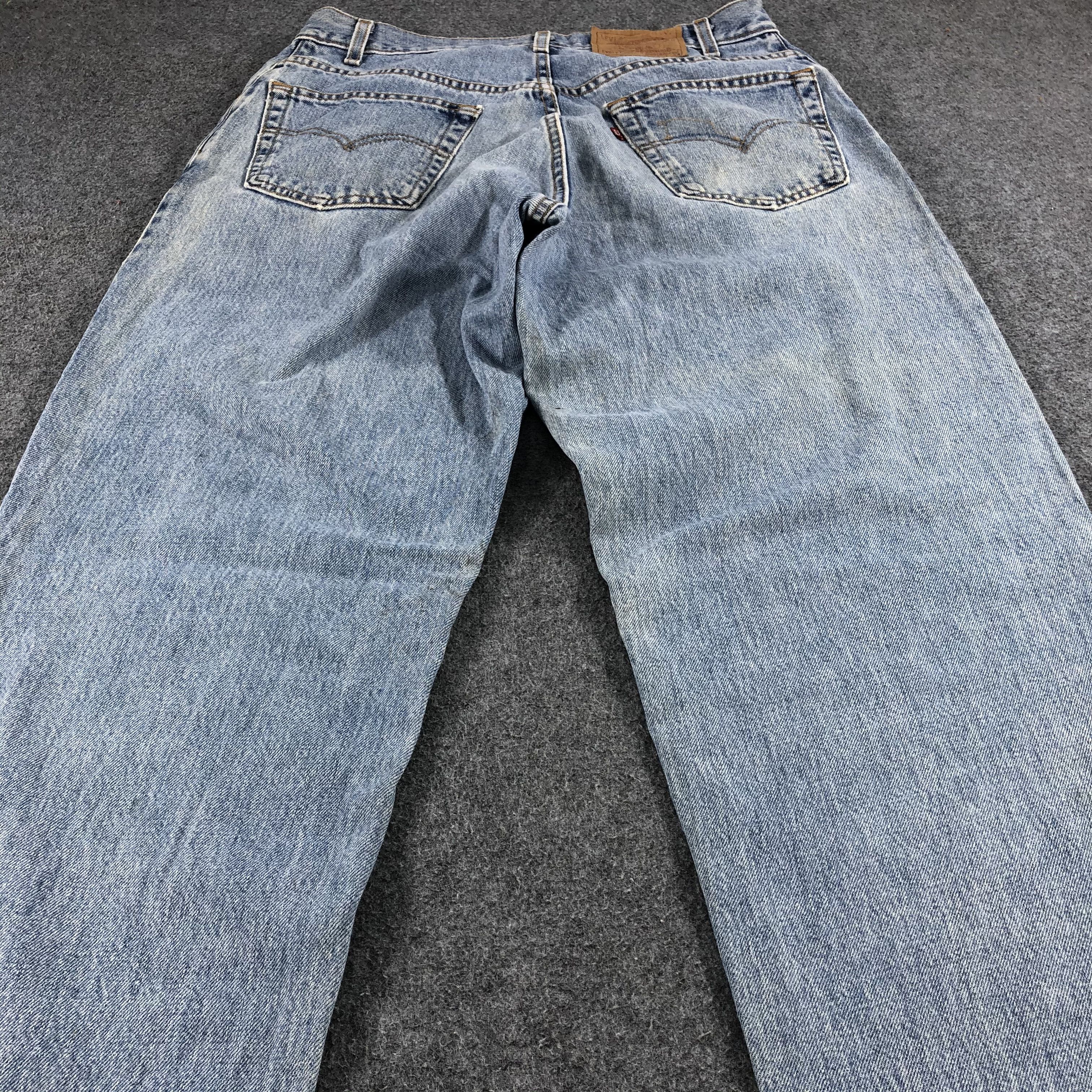 Levi's Vintage 90s Light Wash Levis 560 Jeans-J1264 Size US 33 - 4 Thumbnail