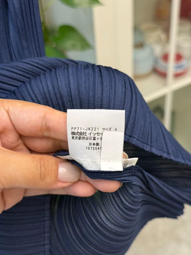 Issey Miyake Issey Miyake size:4 Blue pleated vest Size XS / US 0-2 / IT 36-38 - 4 Thumbnail