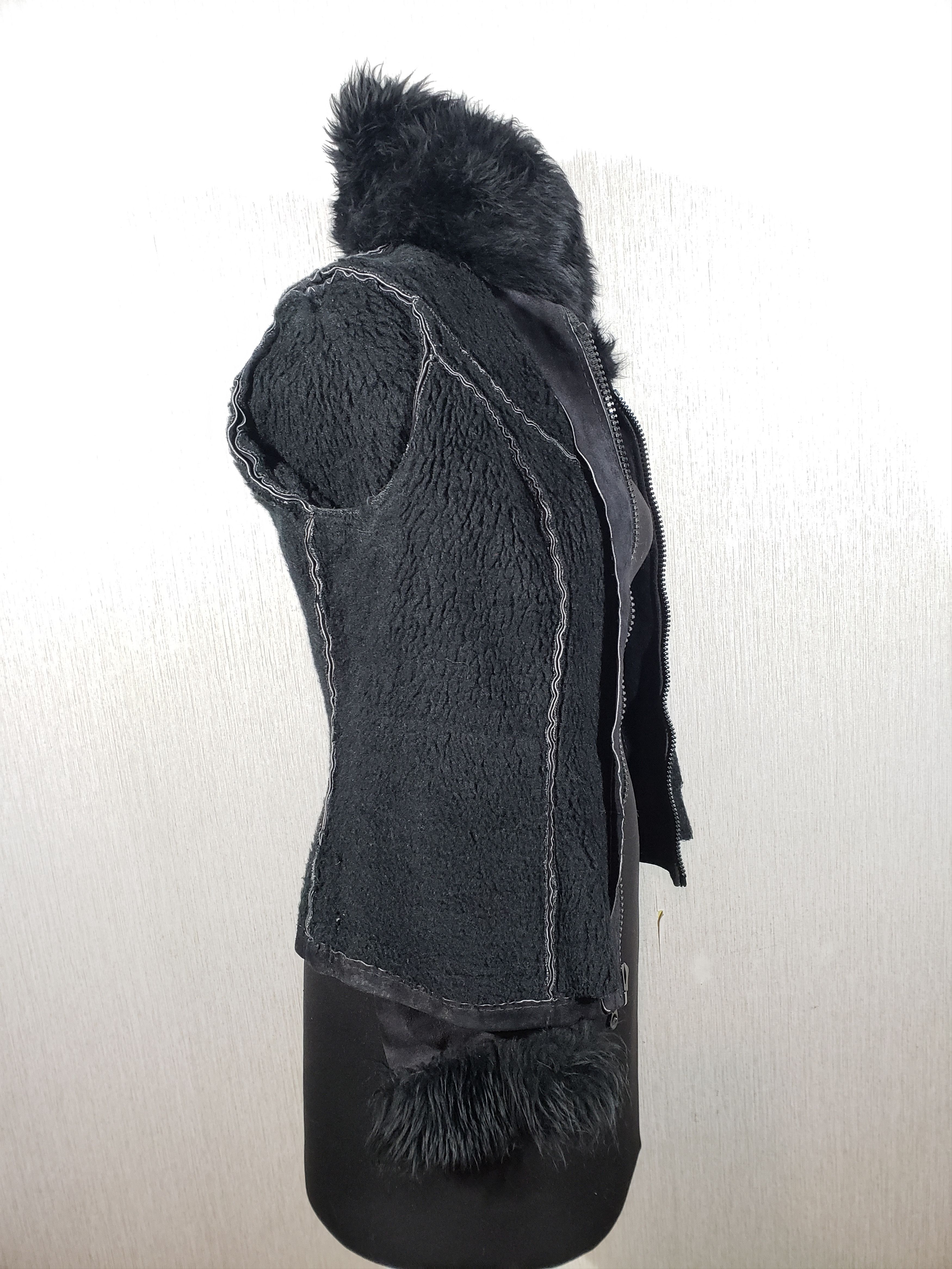 Genuine Leather Beautiful black women's leather jacket. Size M / US 6-8 / IT 42-44 - 7 Thumbnail