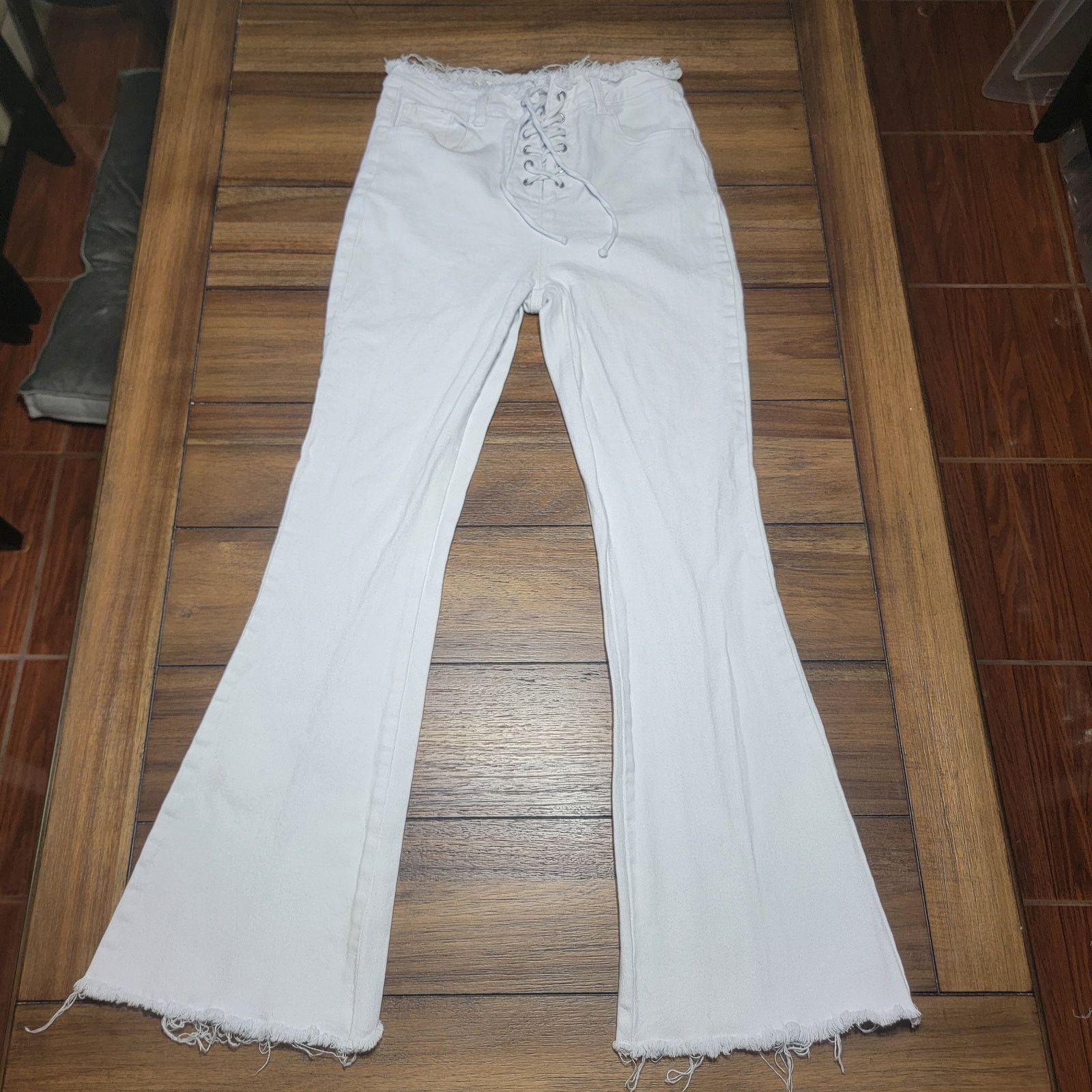 Shein Shein Woman White Denim Pants w/ Raw Hem & Waist -Size Large Size 29" - 1 Thumbnail