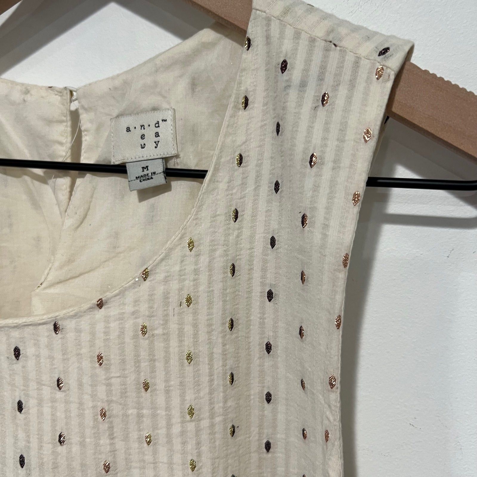 Other A New Day Cream & Gold Sleeveless Tassel Tank Top Size Mediu Size M / US 6-8 / IT 42-44 - 2 Thumbnail